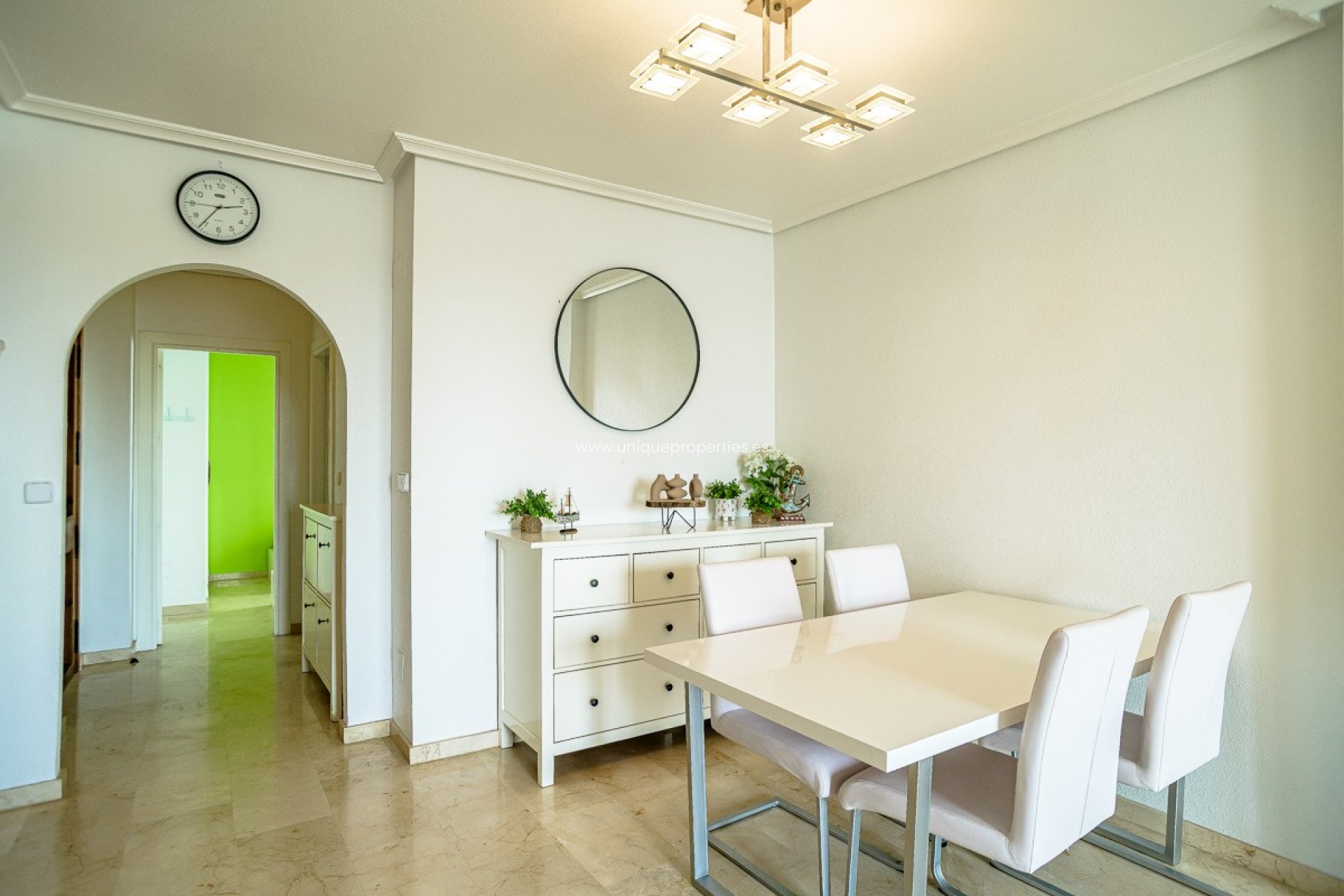 Resale - Apartment -
Orihuela - VILLAMARTÍN