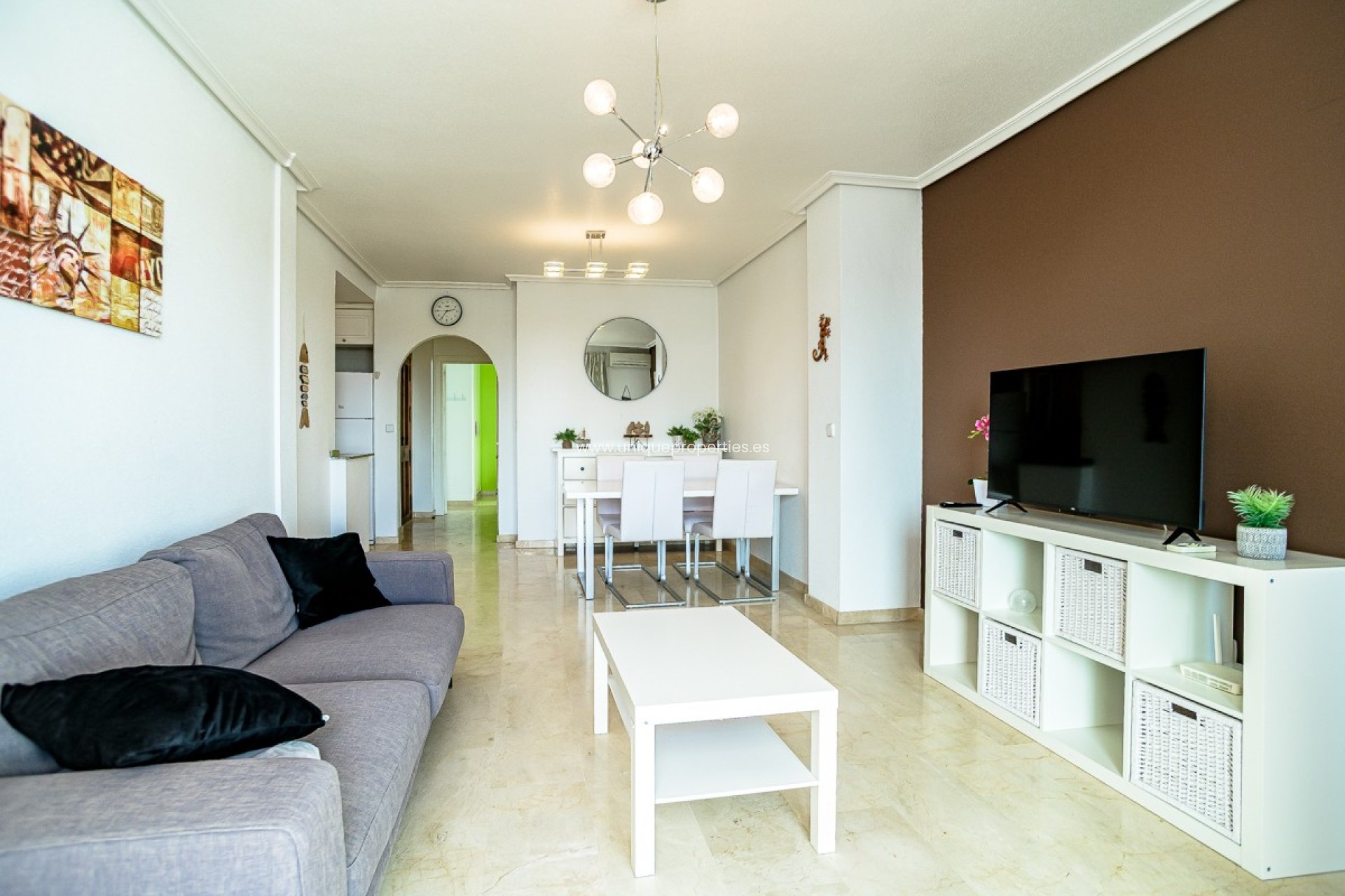 Resale - Apartment -
Orihuela - VILLAMARTÍN