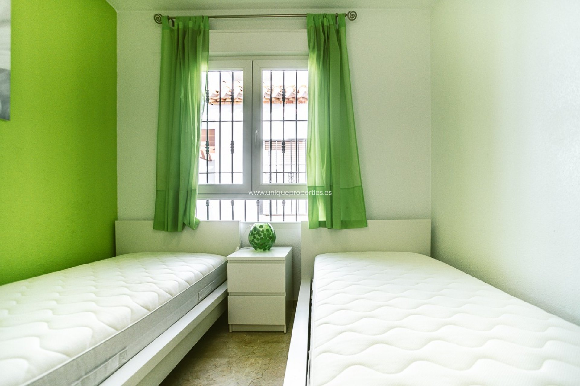 Resale - Apartment -
Orihuela - VILLAMARTÍN