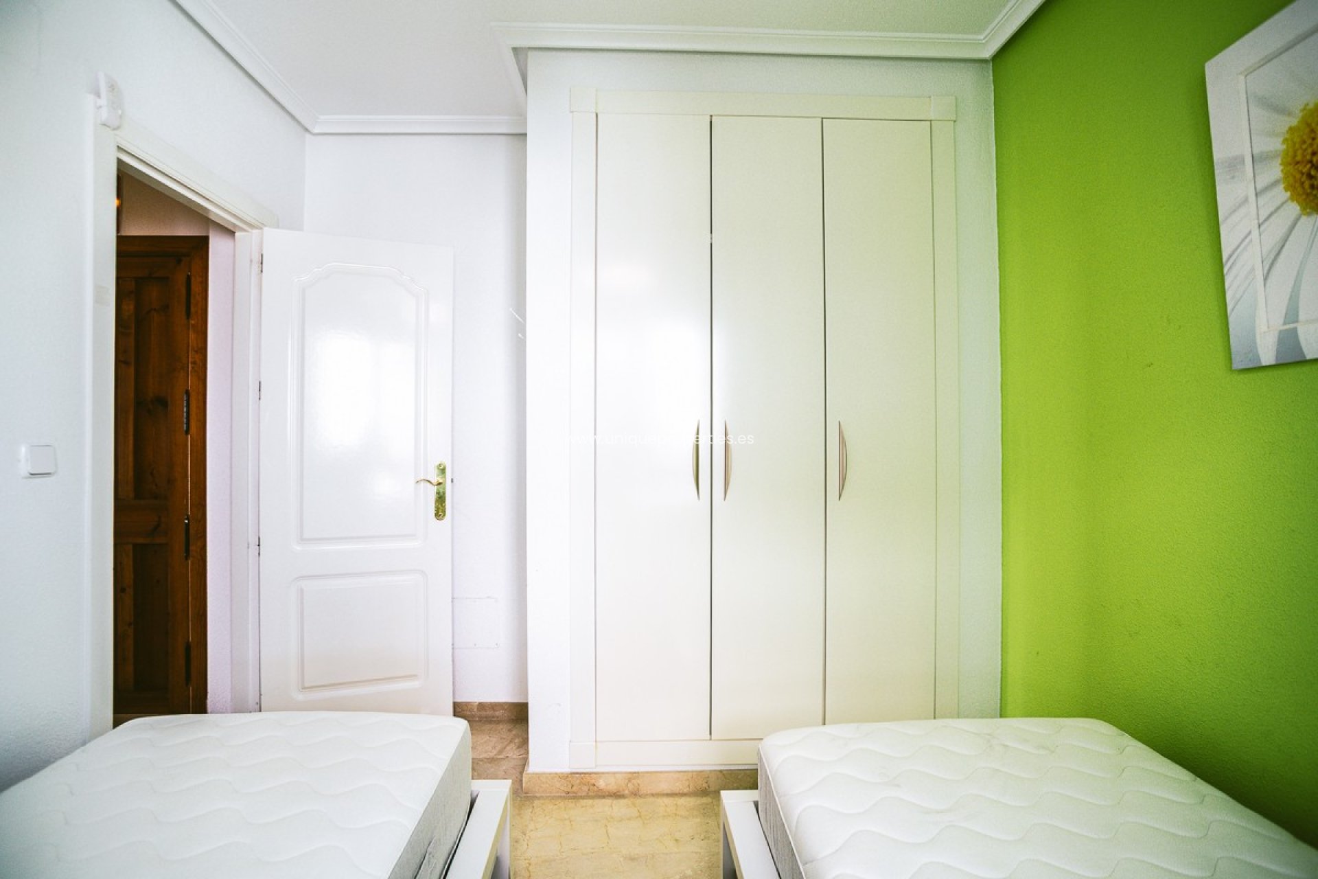 Resale - Apartment -
Orihuela - VILLAMARTÍN