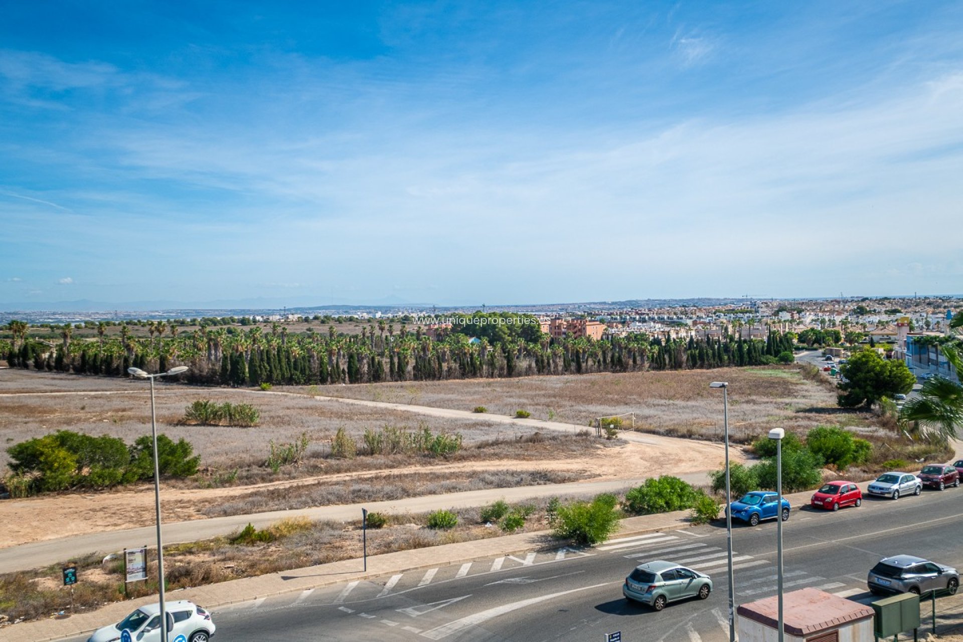 Resale - Apartment -
Orihuela - VILLAMARTÍN