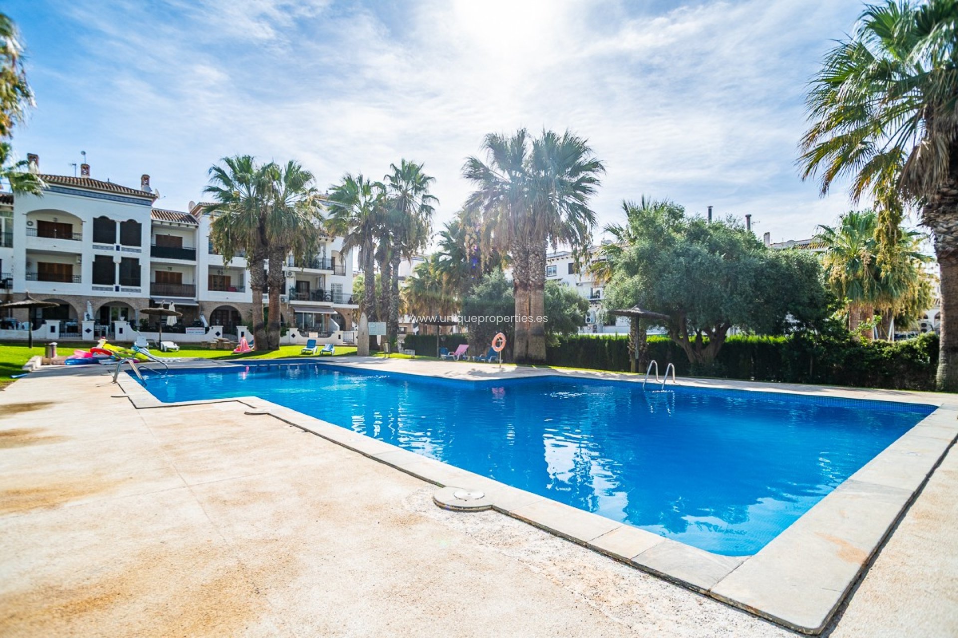 Resale - Apartment -
Orihuela - VILLAMARTÍN