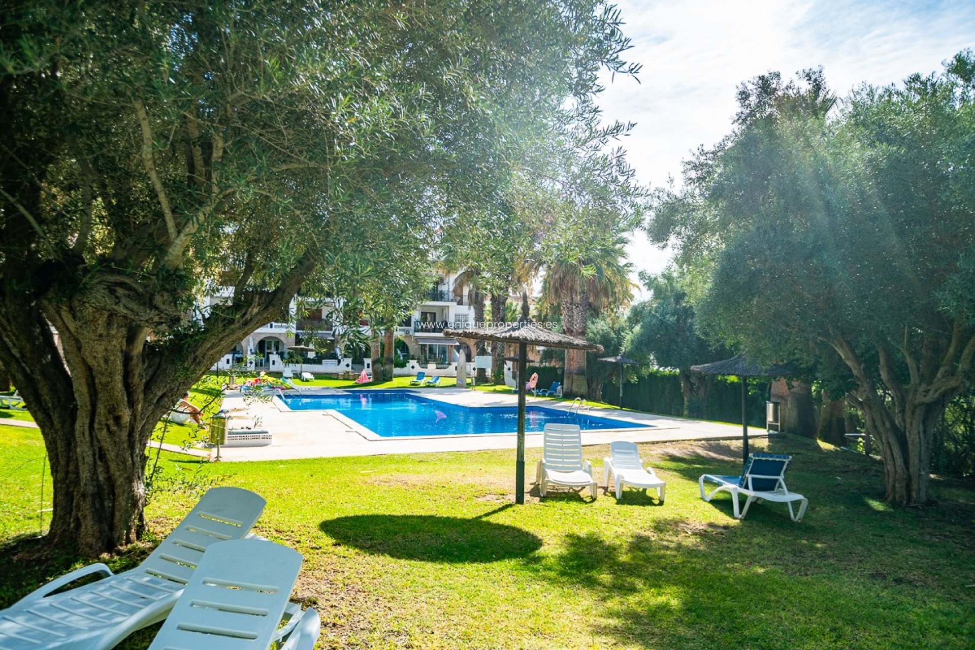 Resale - Apartment -
Orihuela - VILLAMARTÍN