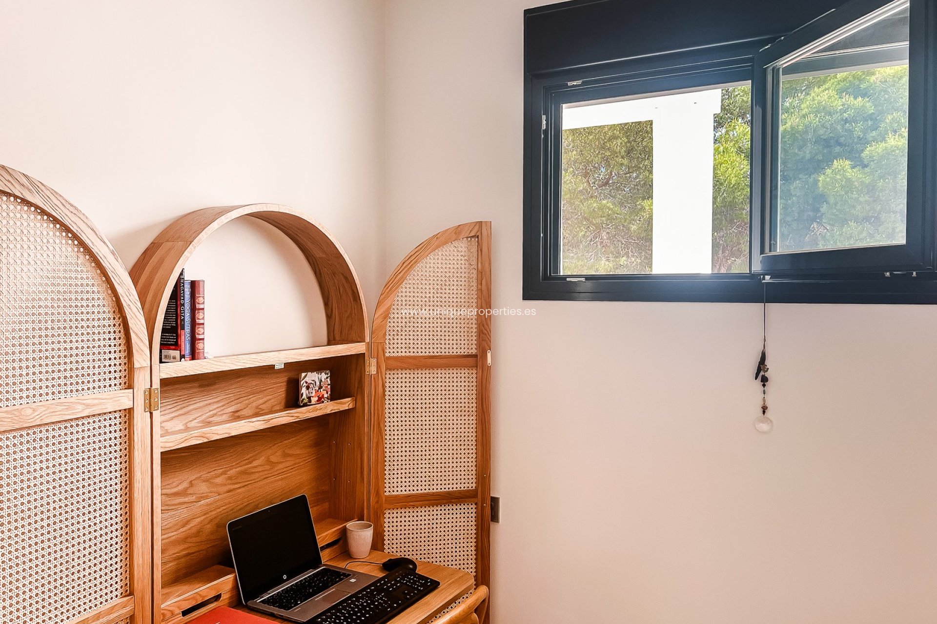 Resale - Apartment -
Santiago de la Ribera - zona san blas