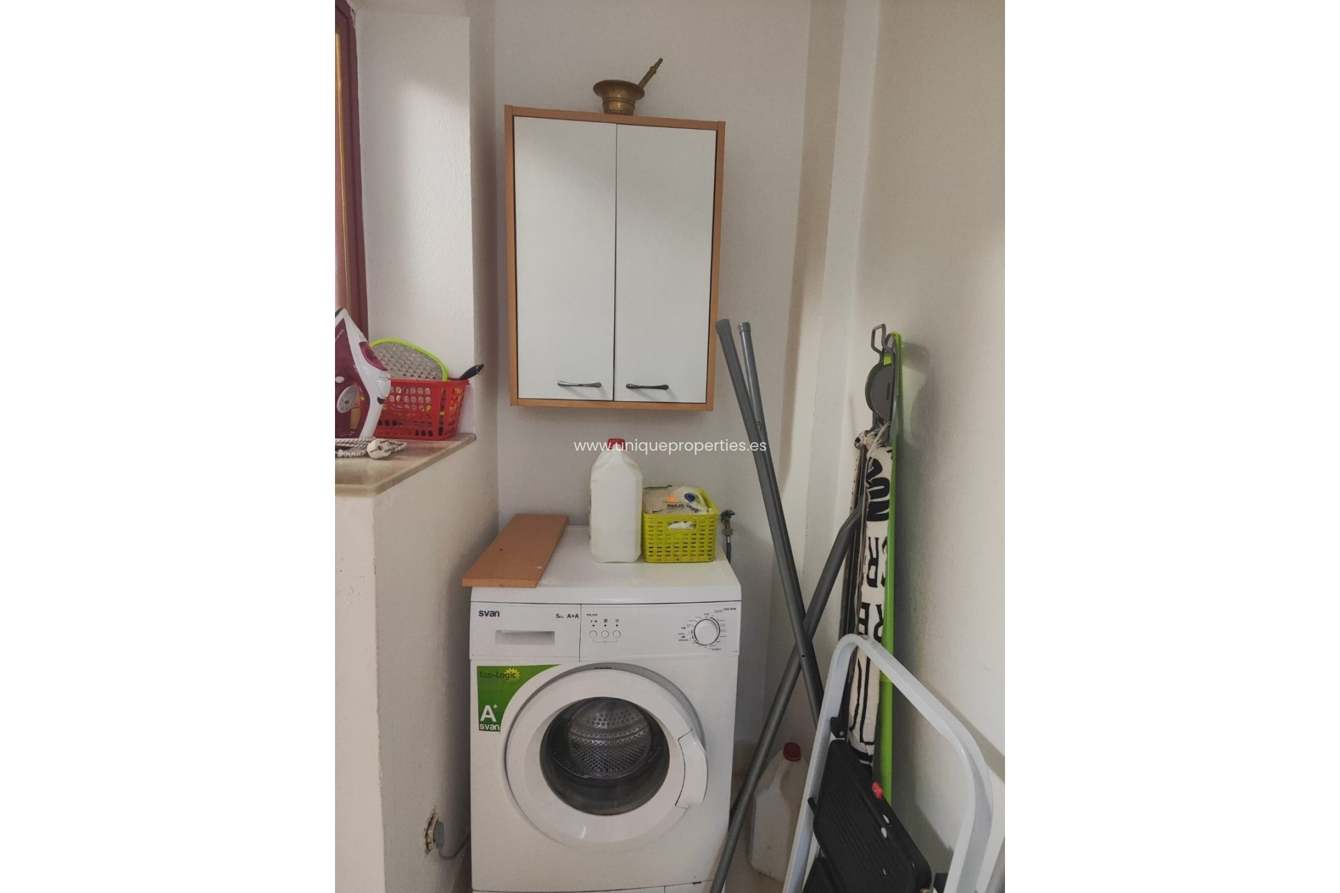 Resale - Apartment -
Seron