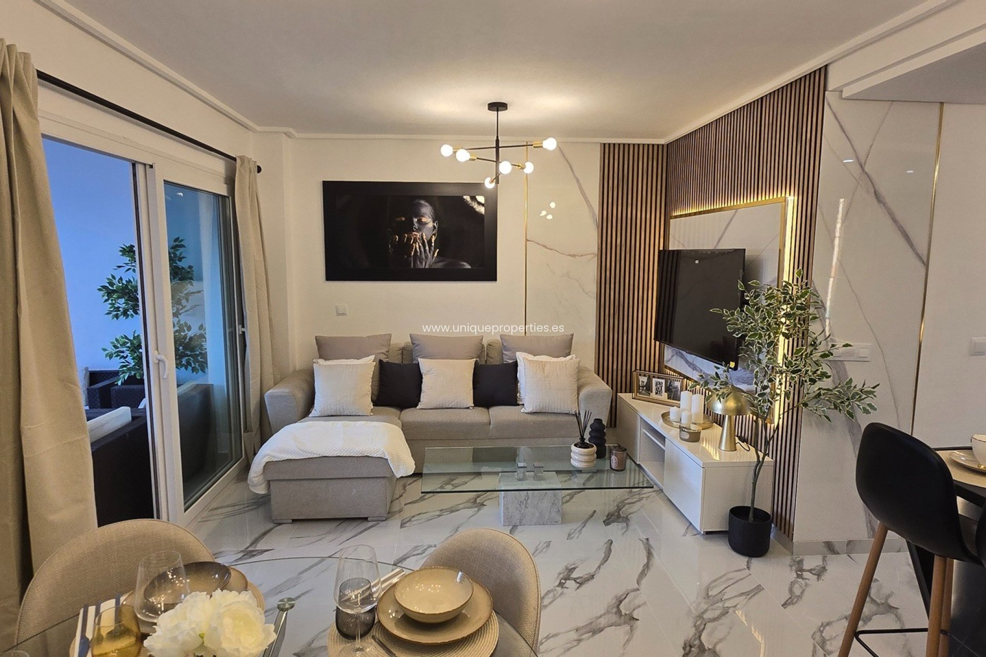 Resale - Apartment -
Sucina