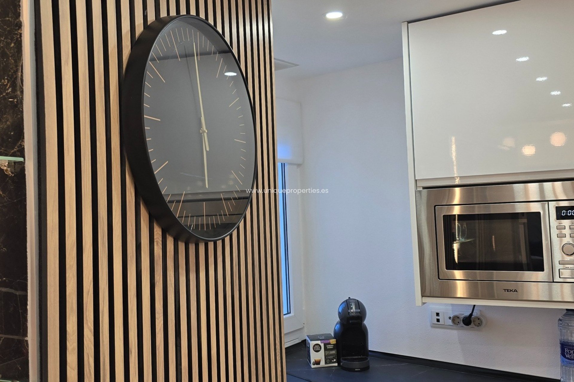 Resale - Apartment -
Sucina