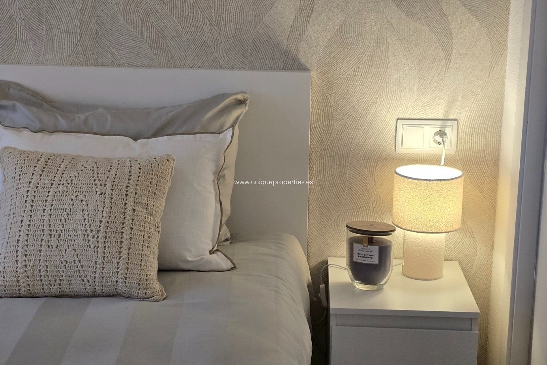 Resale - Apartment -
Sucina