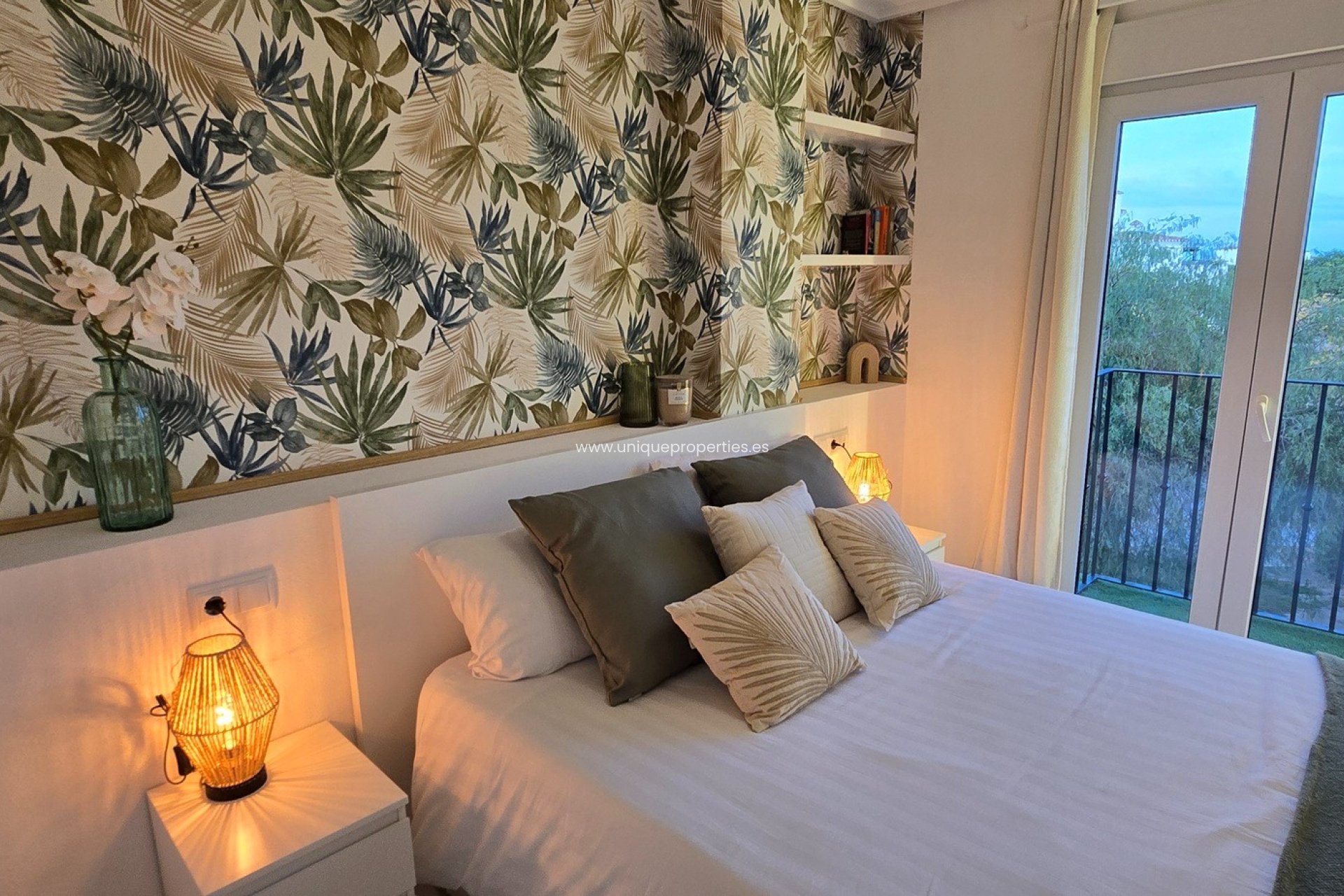 Resale - Apartment -
Sucina