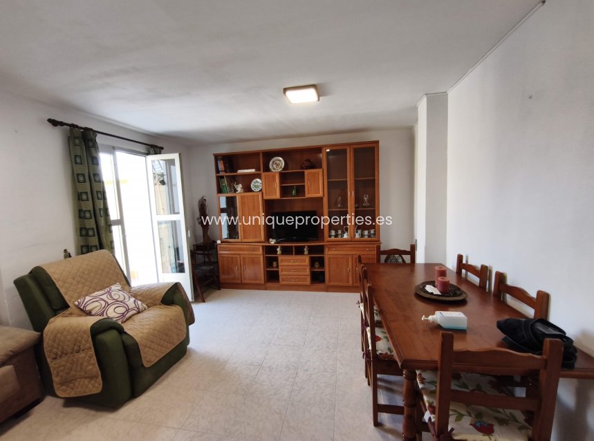 Resale - Apartment -
Tijola
