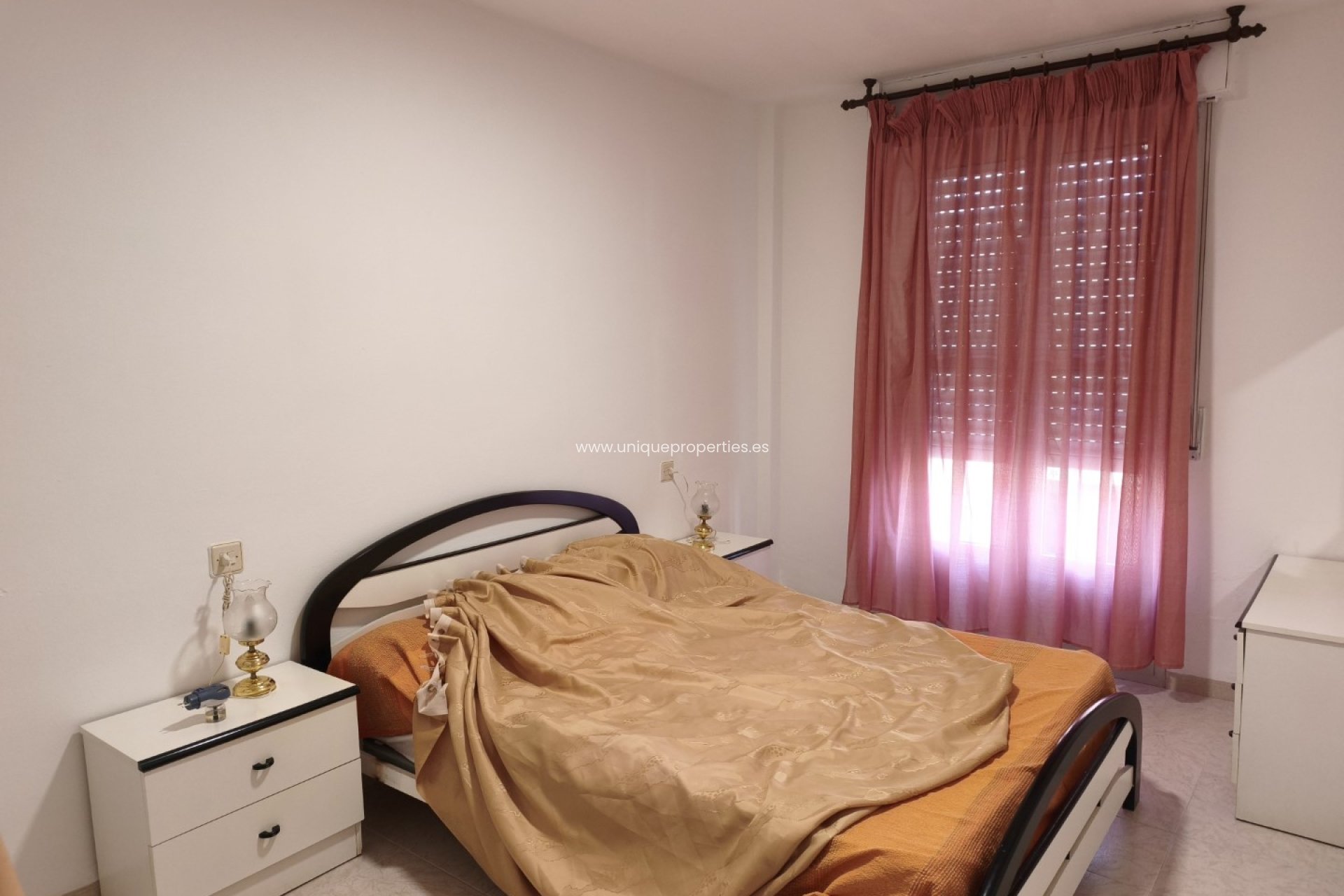 Resale - Apartment -
Tijola