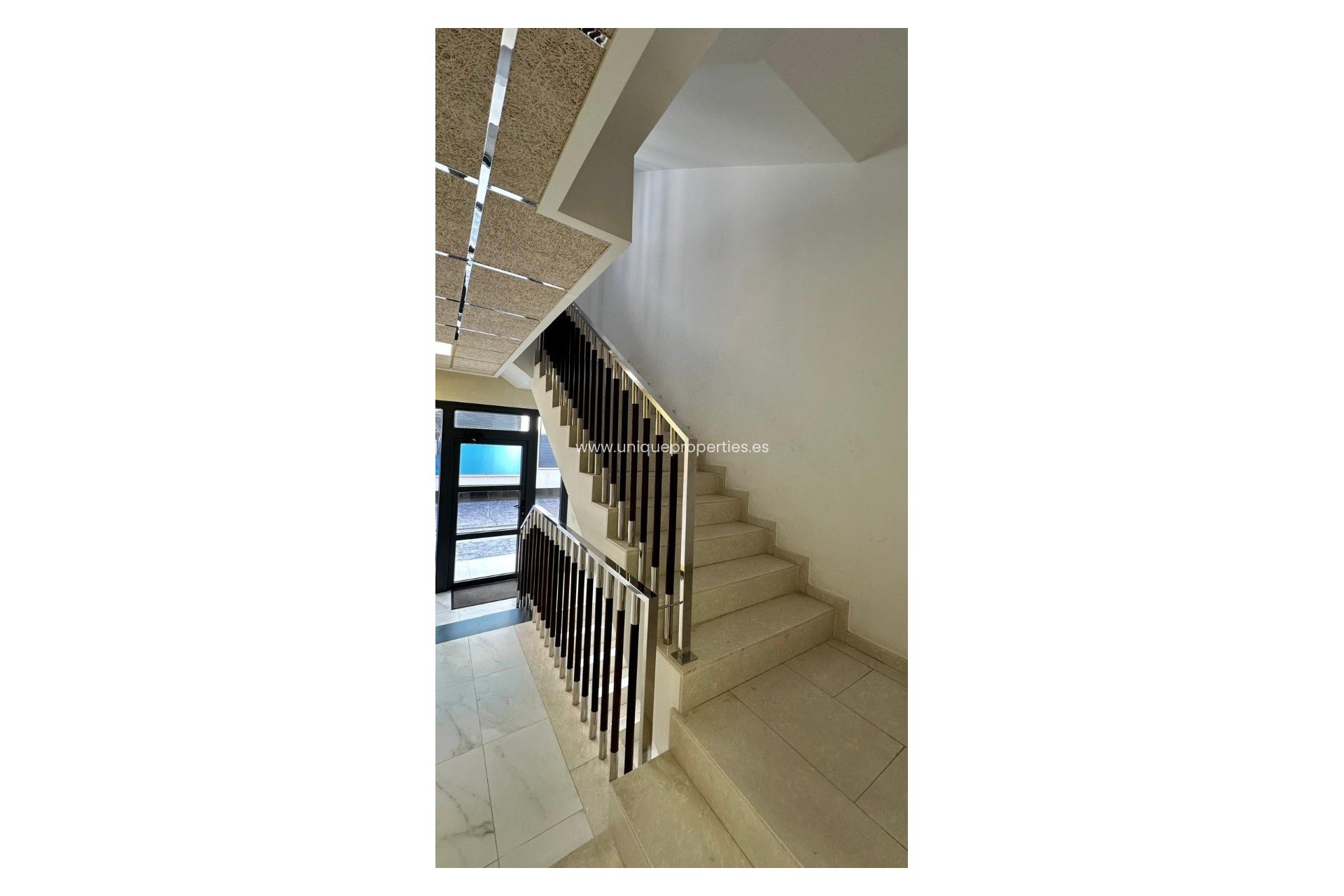 Resale - Apartment -
Torrevieja - Calas Blancas