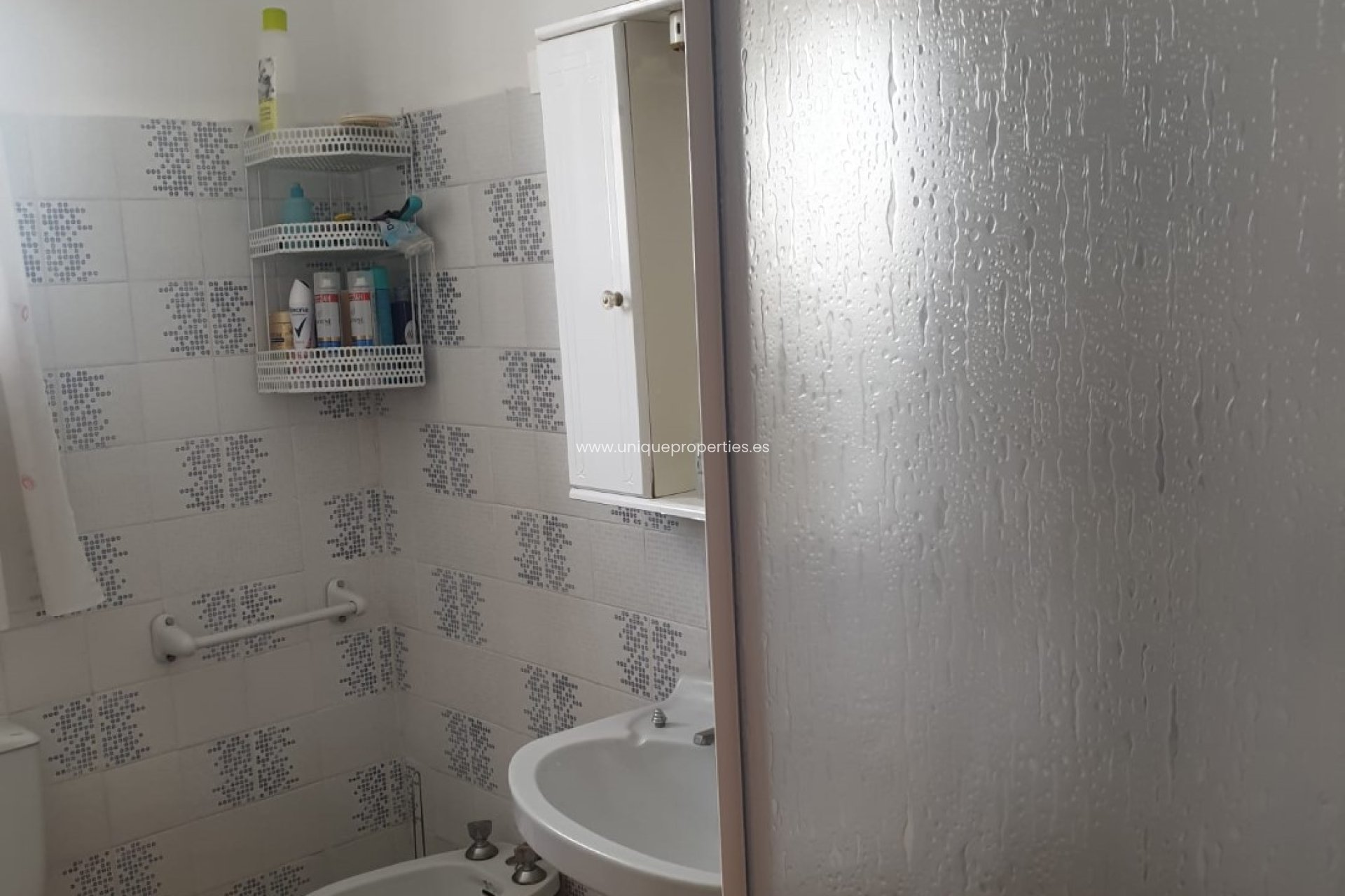 Resale - Cave House -
Caniles