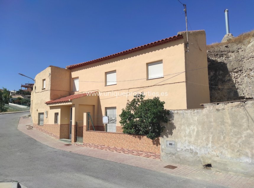 Resale - Cave House -
Caniles
