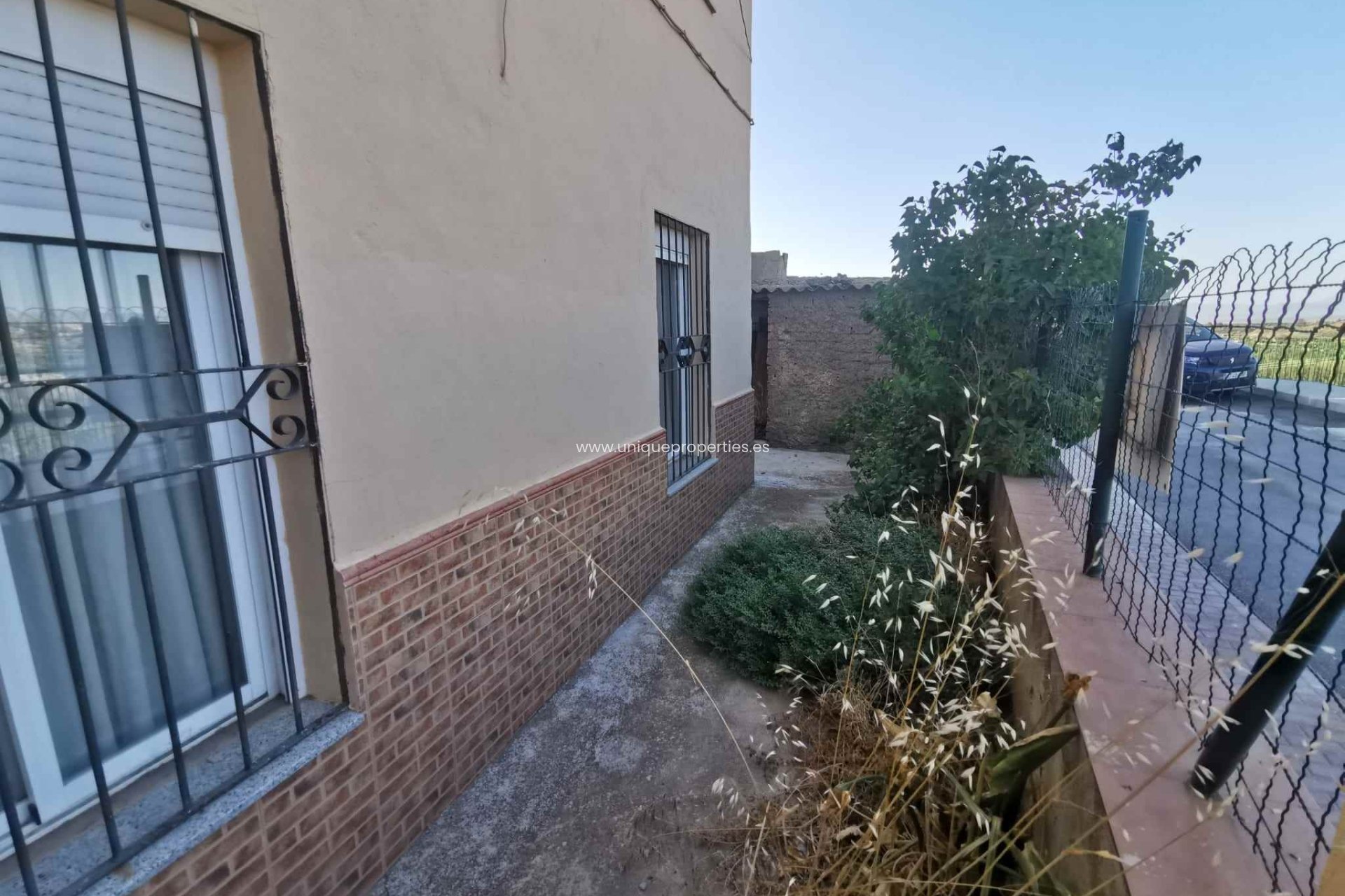 Resale - Cave House -
Caniles