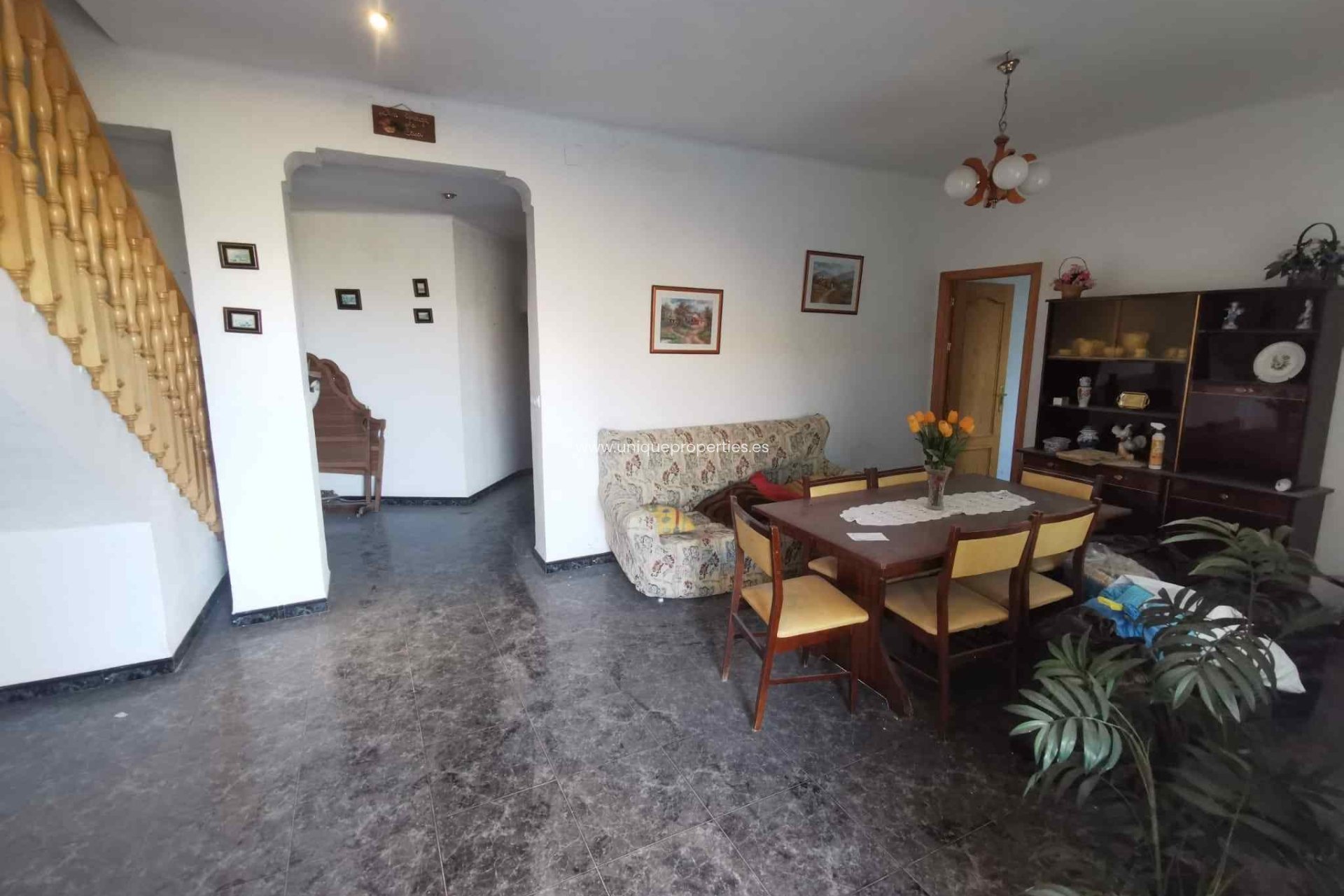 Resale - Cave House -
Caniles