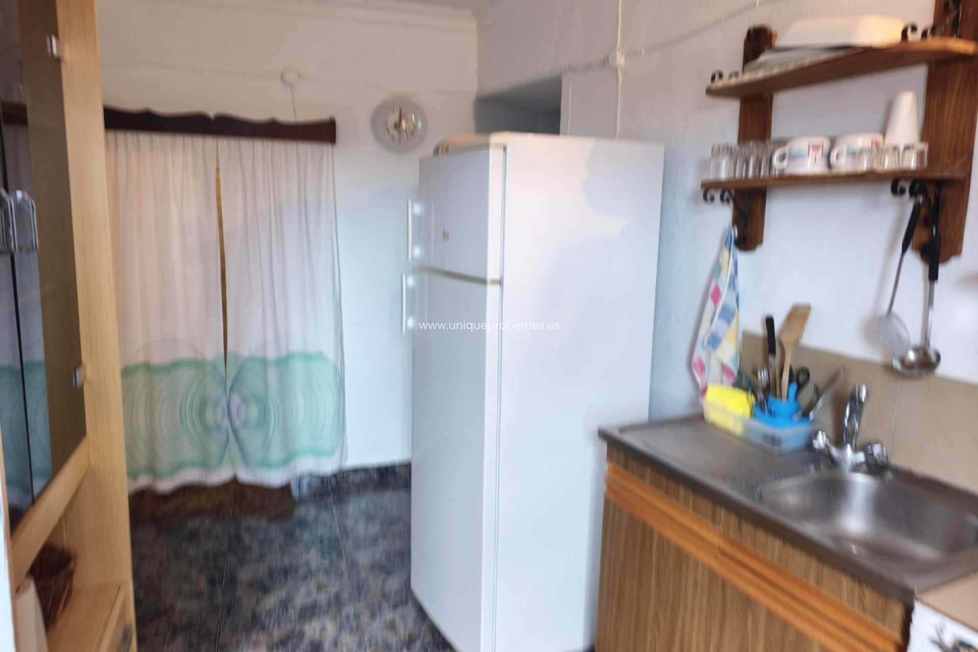 Resale - Cave House -
Castril