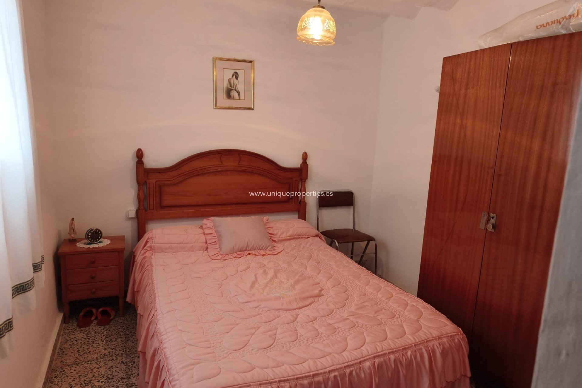 Resale - Cave House -
Castril