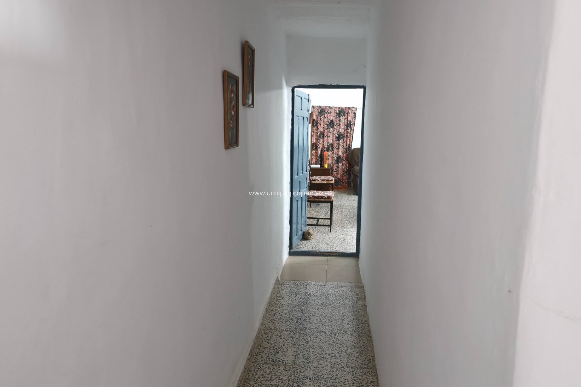 Resale - Cave House -
Castril