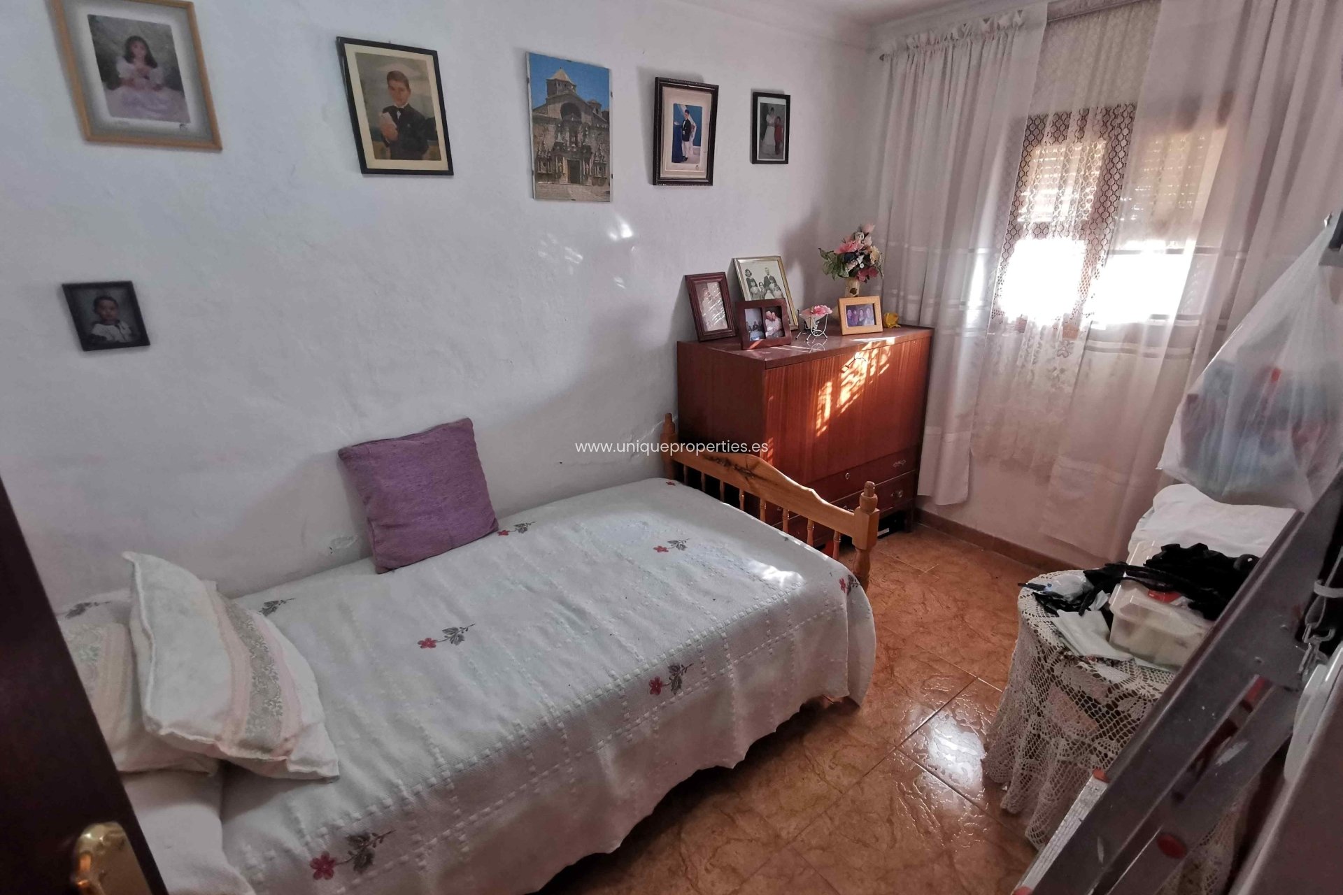 Resale - Cave House -
Cortes de Baza