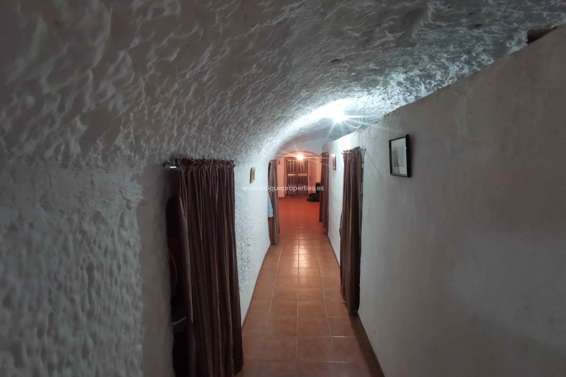 Resale - Cave House -
Cortes de Baza