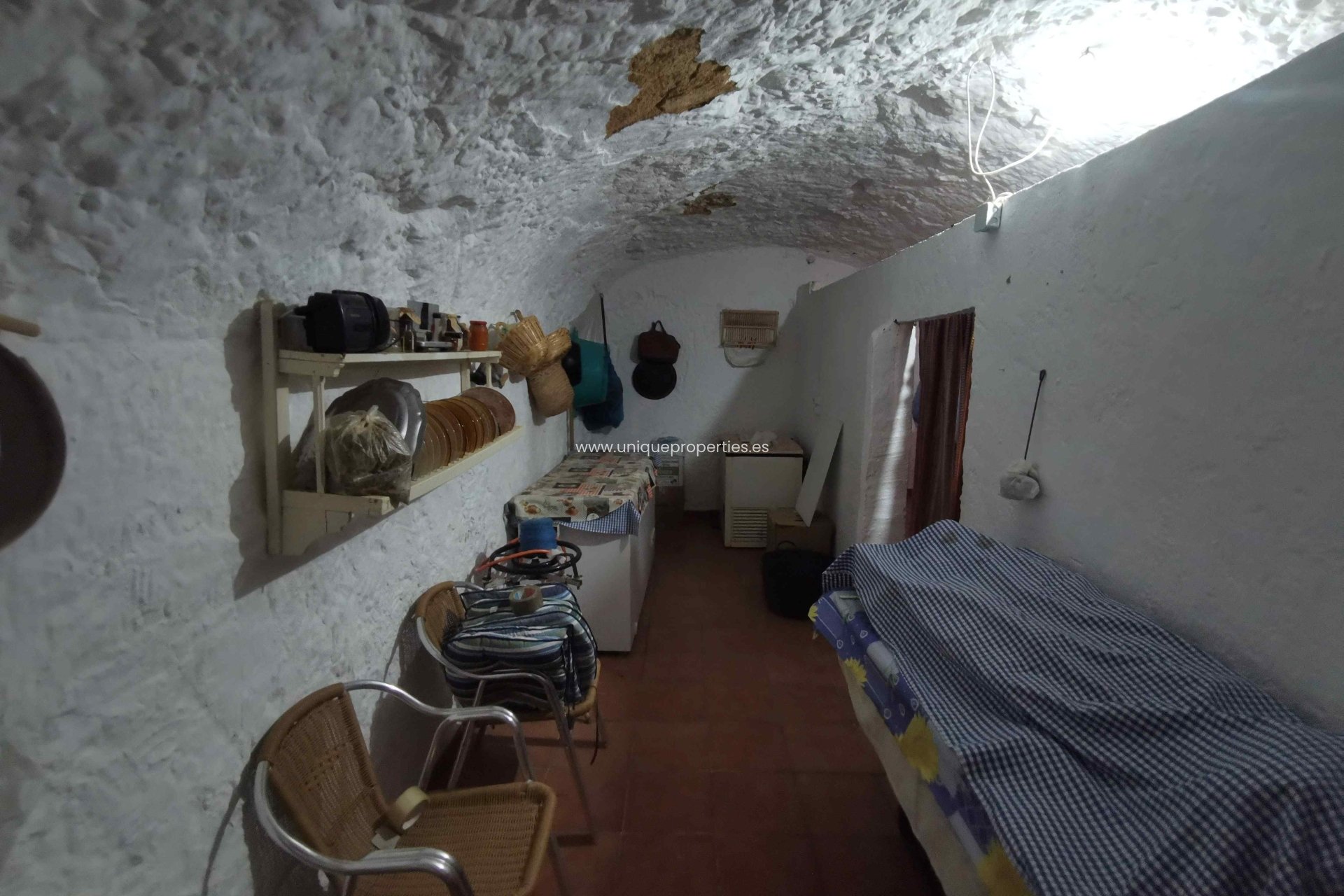 Resale - Cave House -
Cortes de Baza