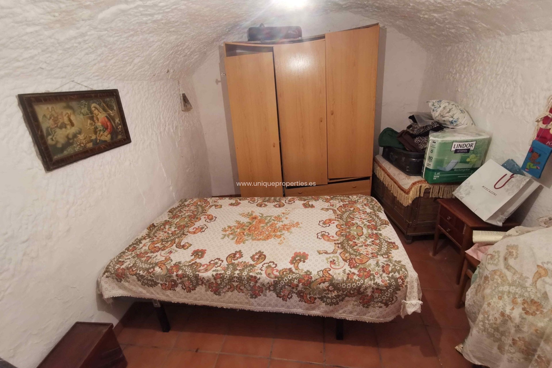 Resale - Cave House -
Cortes de Baza