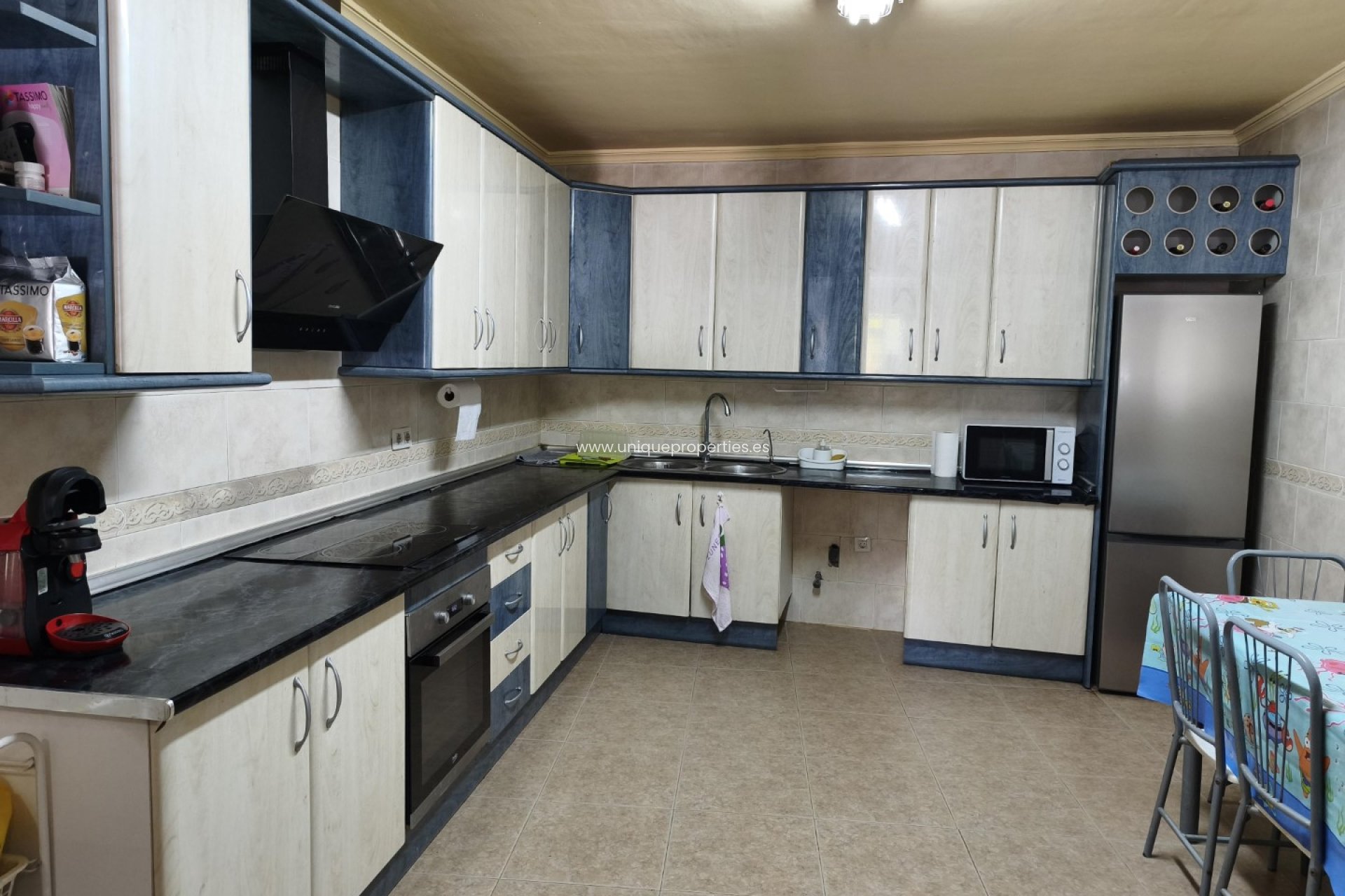 Resale - Cave House -
Cortes de Baza