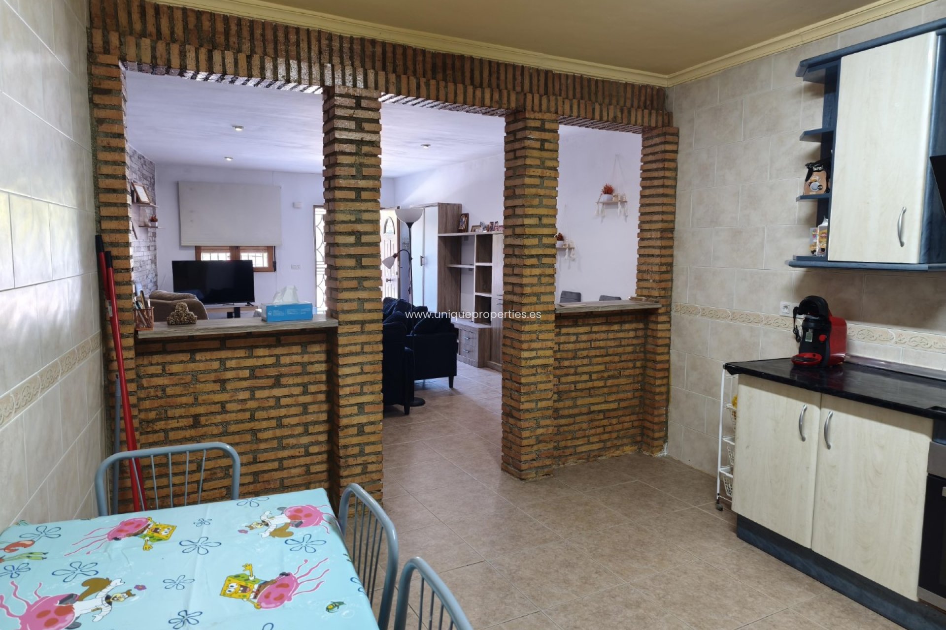 Resale - Cave House -
Cortes de Baza
