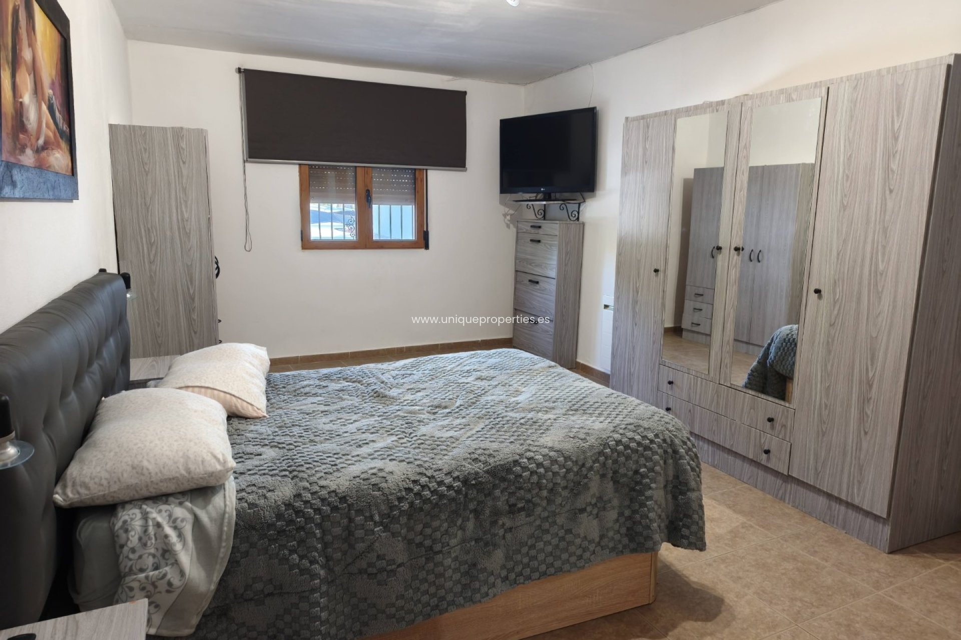 Resale - Cave House -
Cortes de Baza