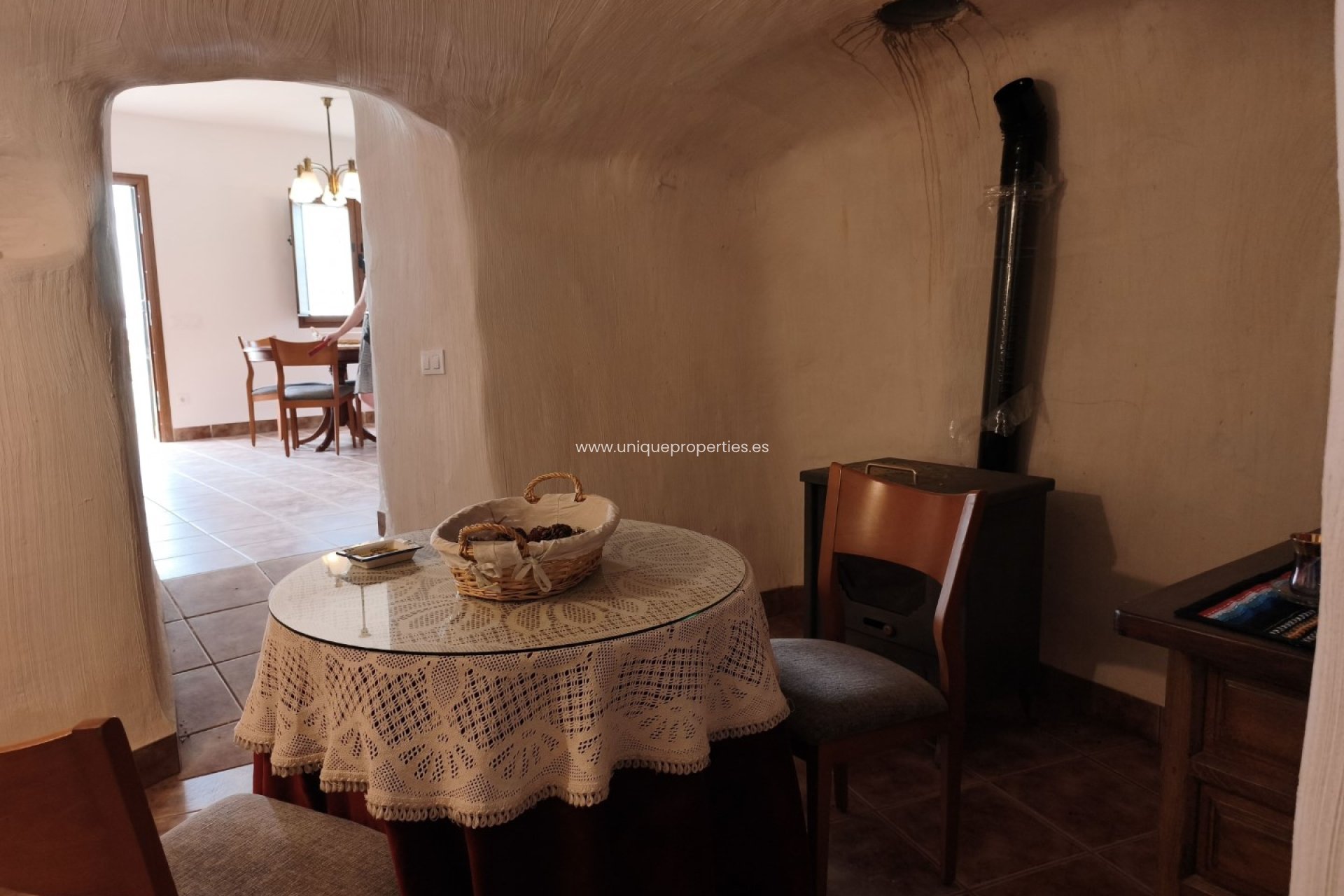 Resale - Cave House -
Huescar