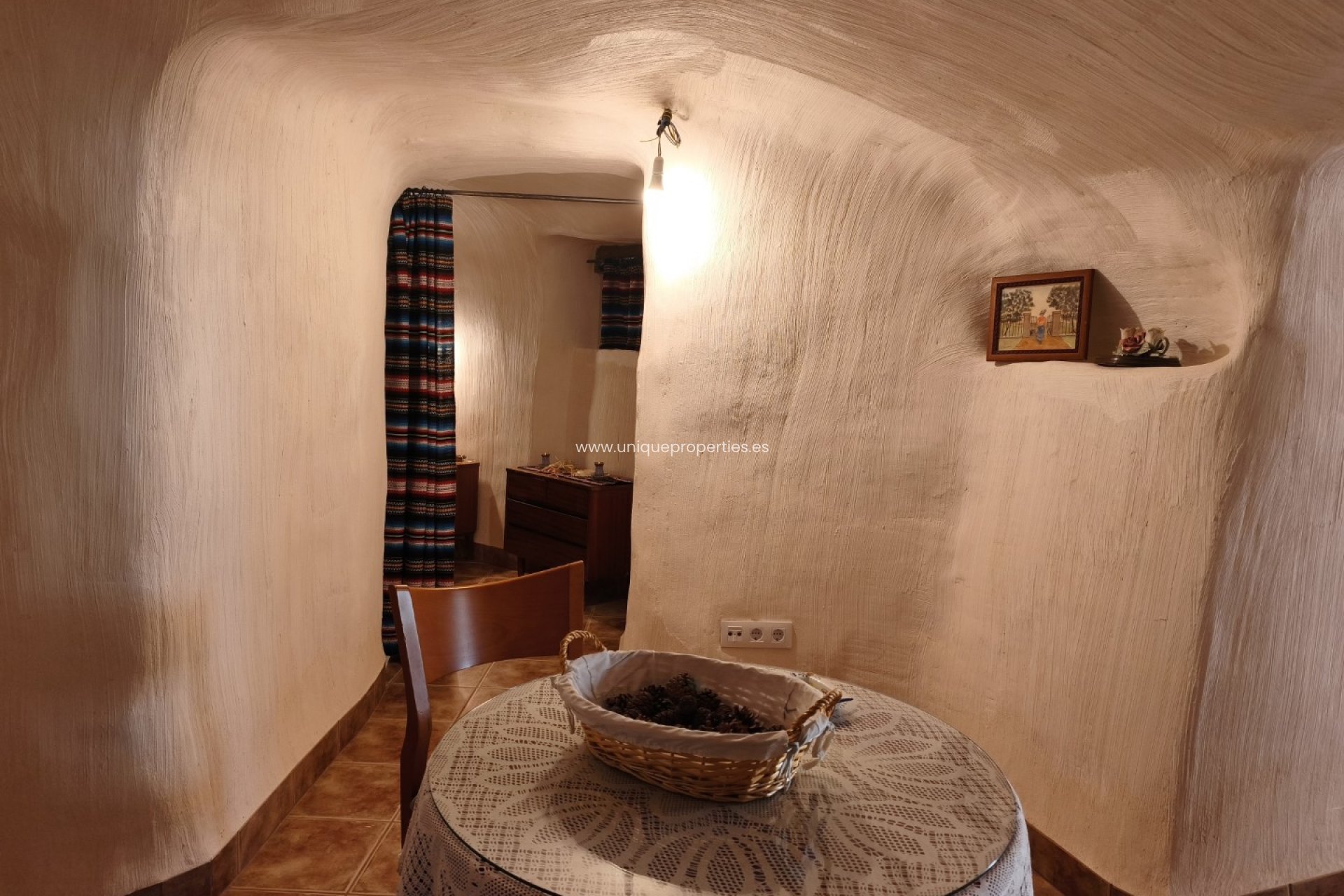 Resale - Cave House -
Huescar