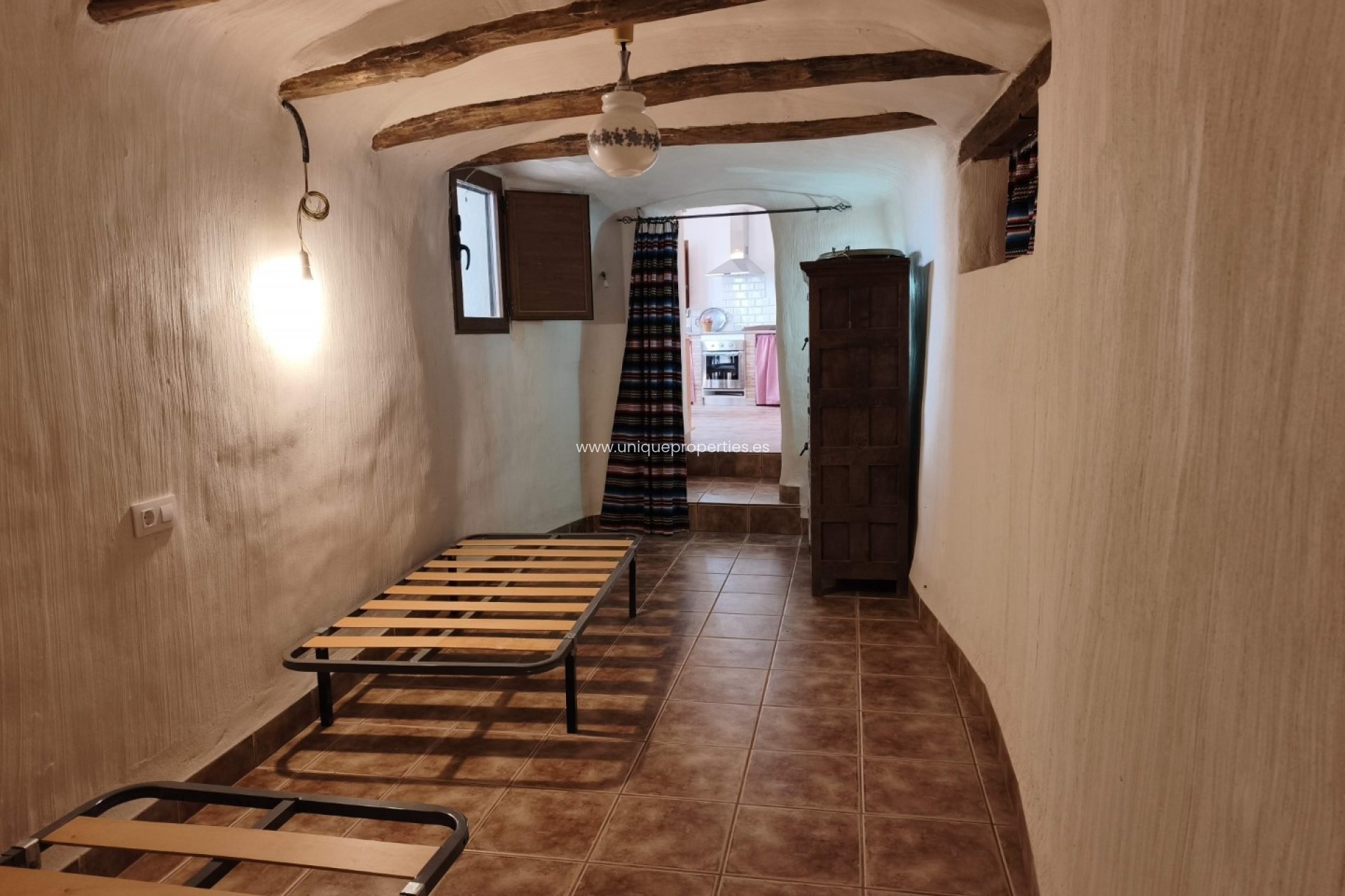Resale - Cave House -
Huescar