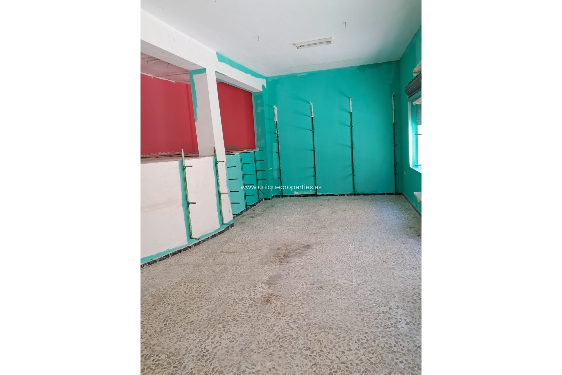 Resale - Commercial -
Partaloa