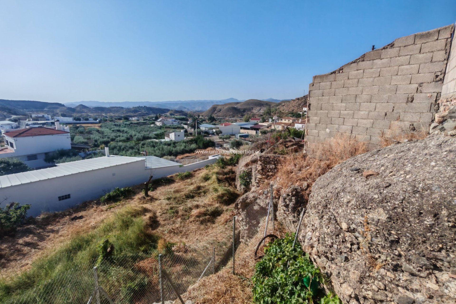 Resale - Commercial -
Partaloa