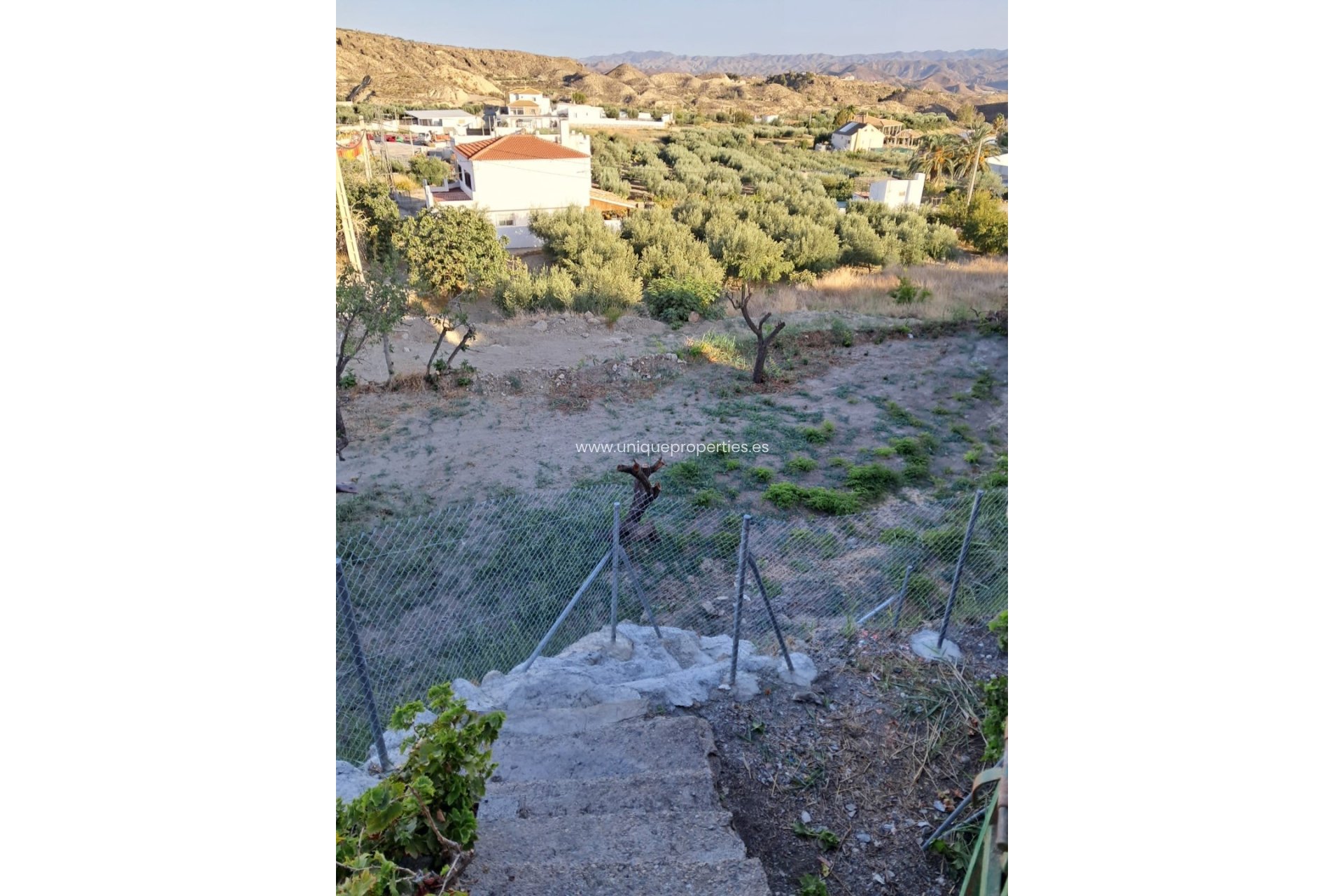 Resale - Commercial -
Partaloa