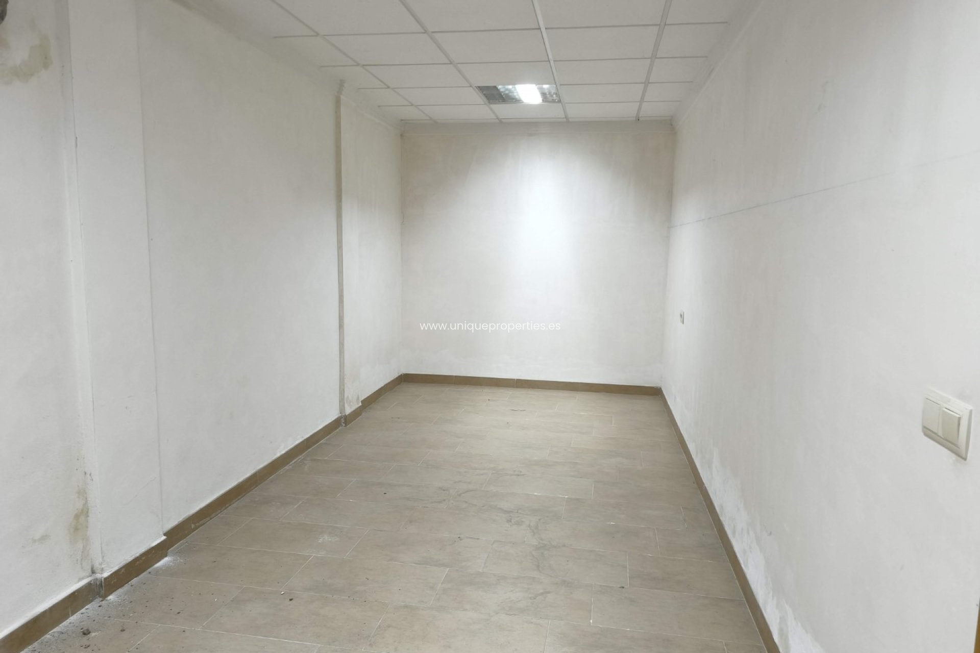 Resale - Commercial -
Tijola