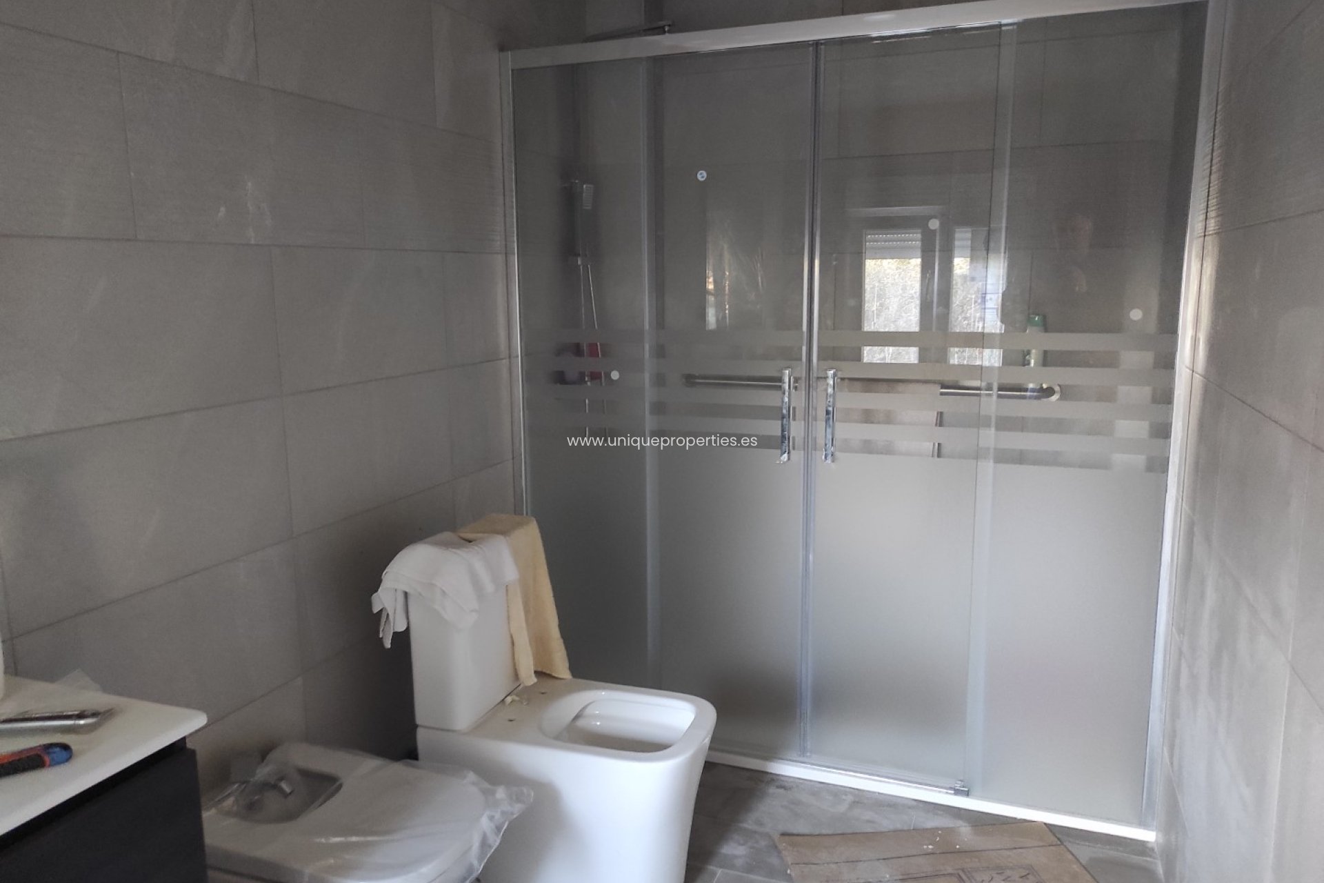 Resale - Cortijo -
Caniles