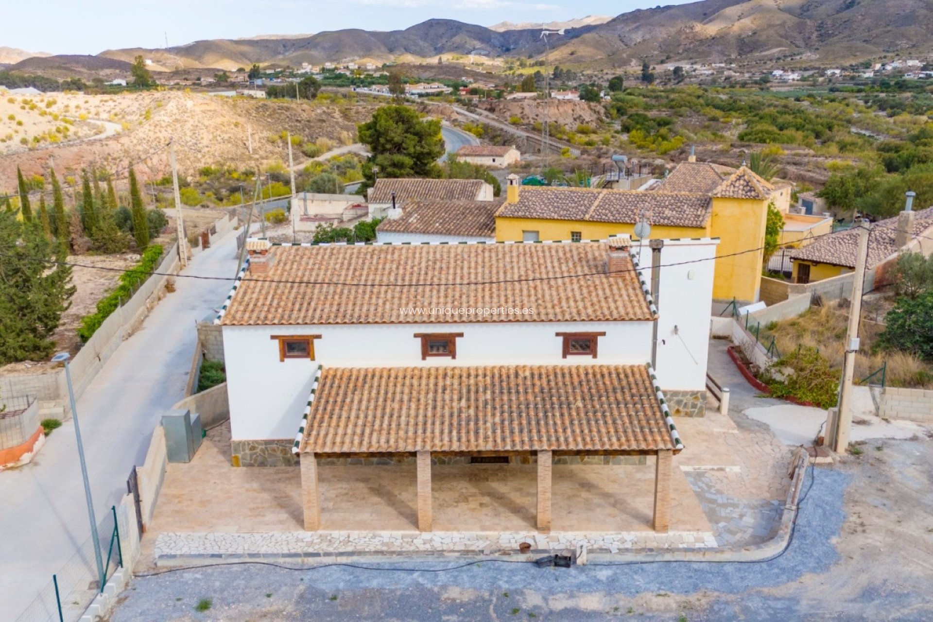 Resale - Cortijo -
Cantoria