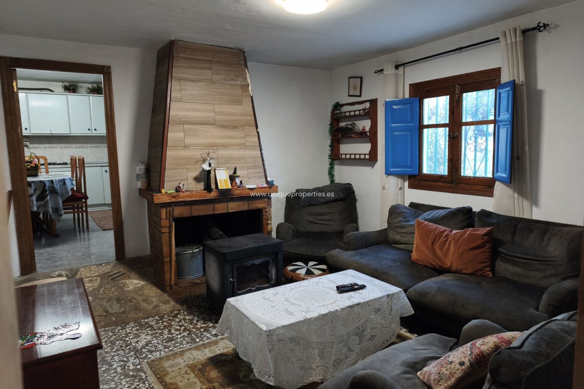 Resale - Cortijo -
Huescar