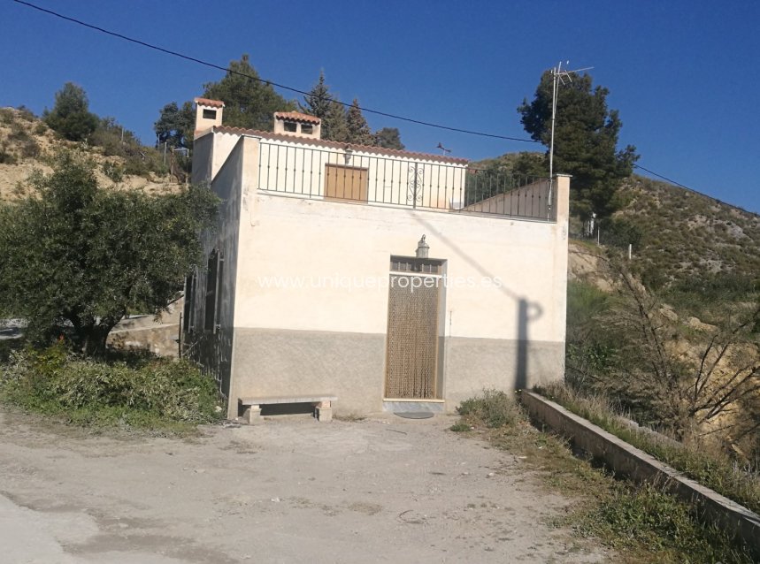 Resale - Cortijo -
Purchena