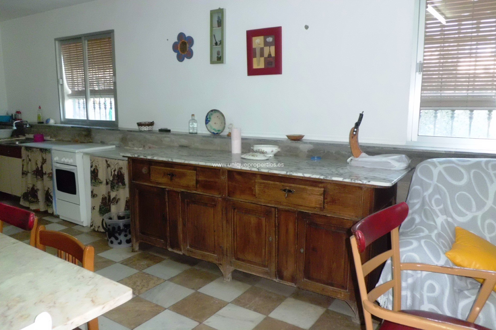 Resale - Cortijo -
Purchena