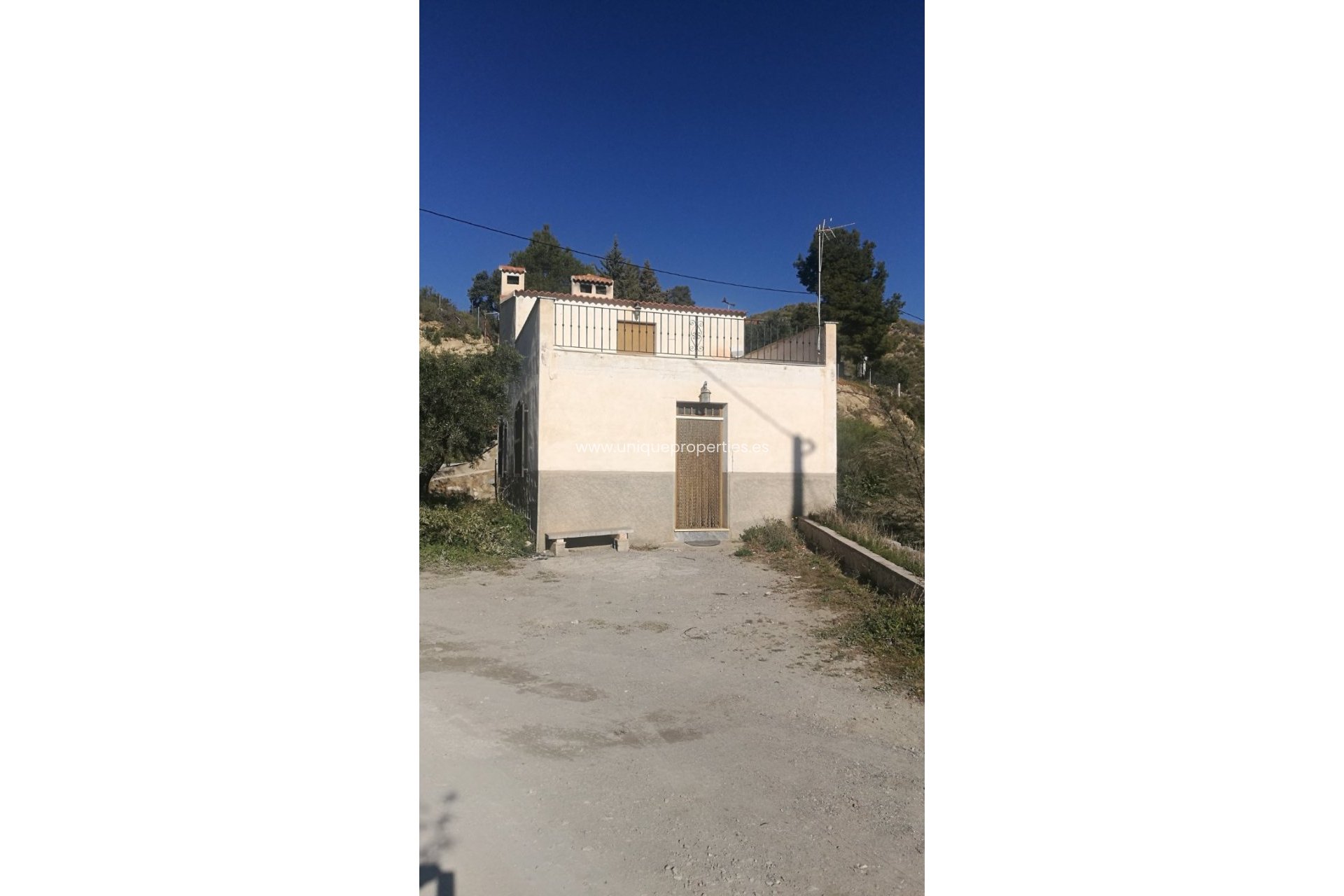 Resale - Cortijo -
Purchena