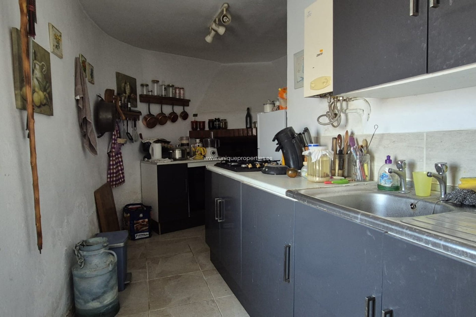 Resale - Cortijo -
Urracal