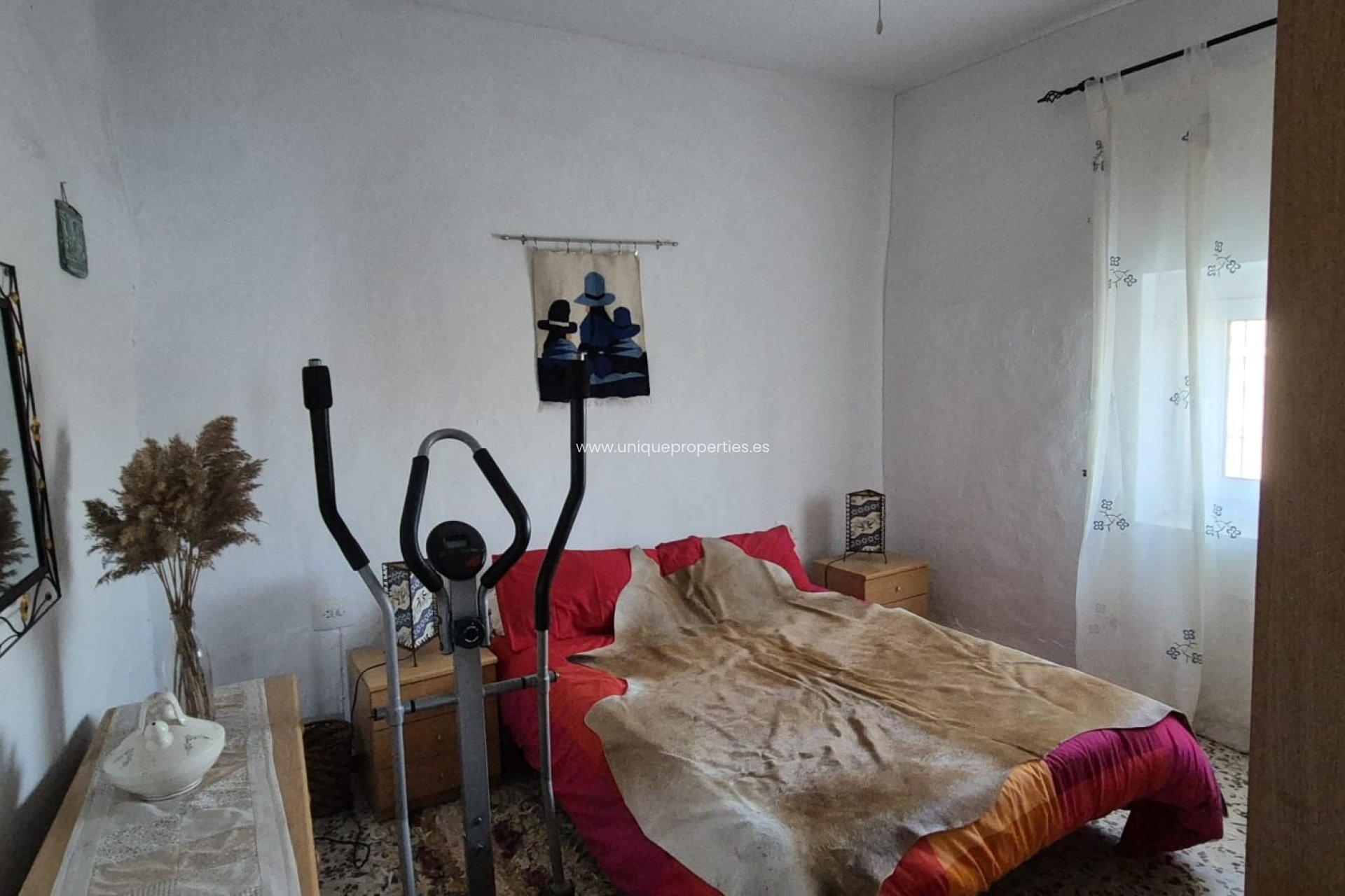 Resale - Cortijo -
Urracal