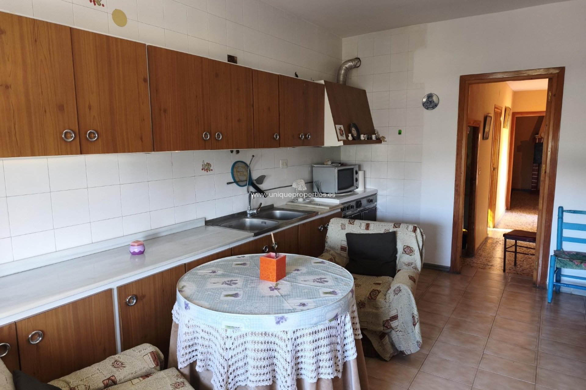 Resale - Country House -
Baza