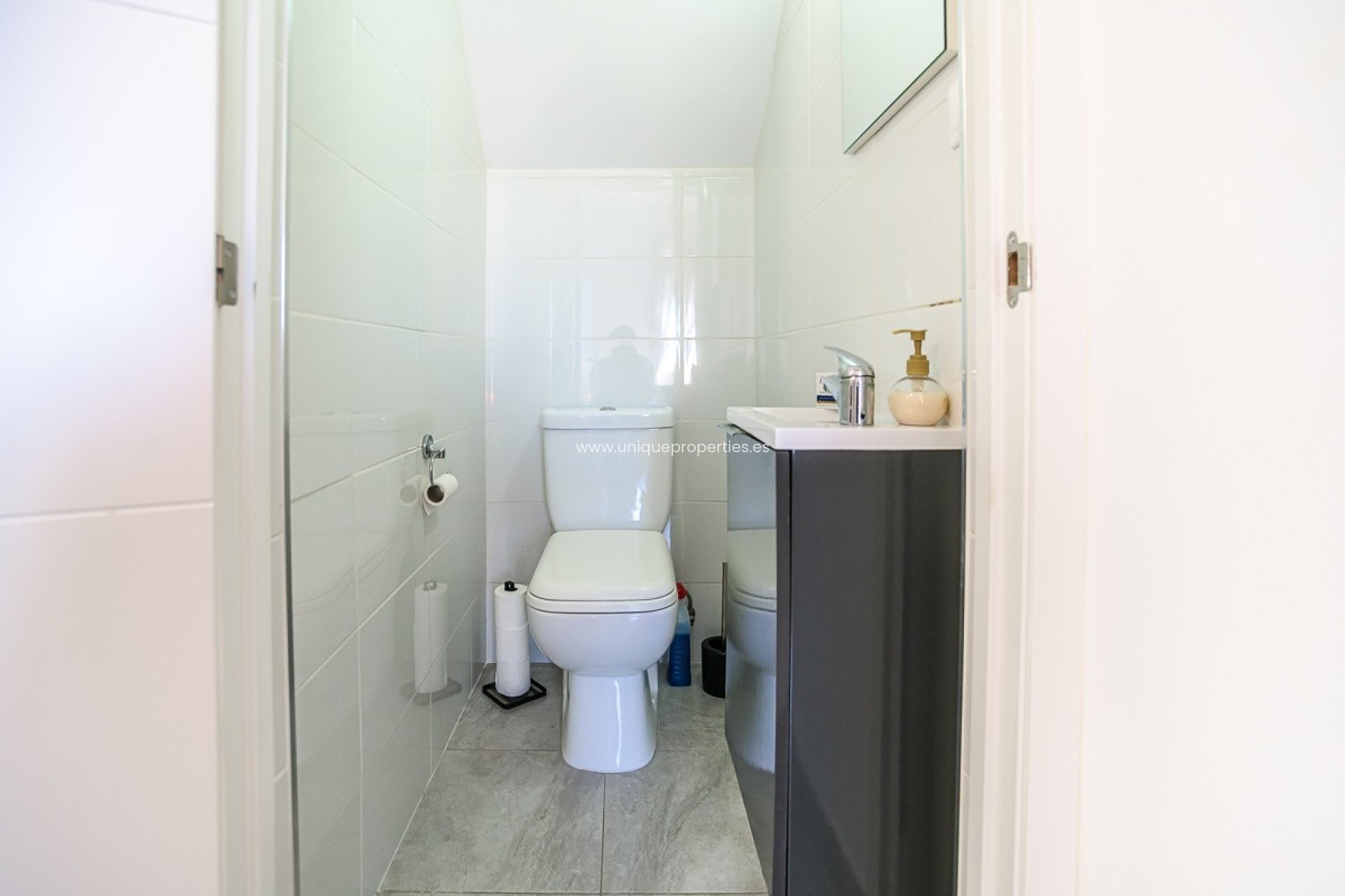 Resale - House -
Algorfa - ALGORFA
