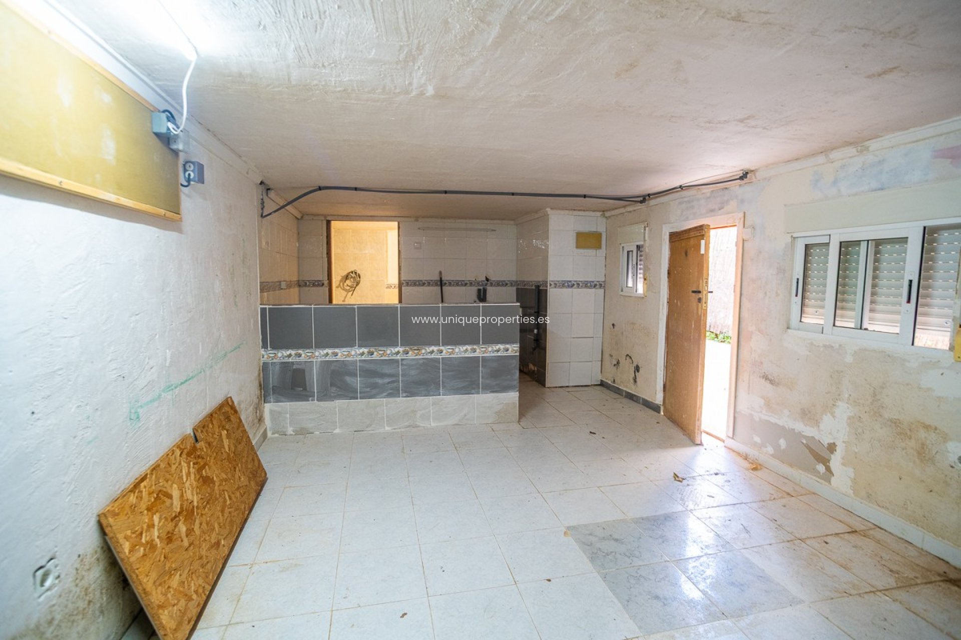 Resale - House -
Algorfa - ALGORFA