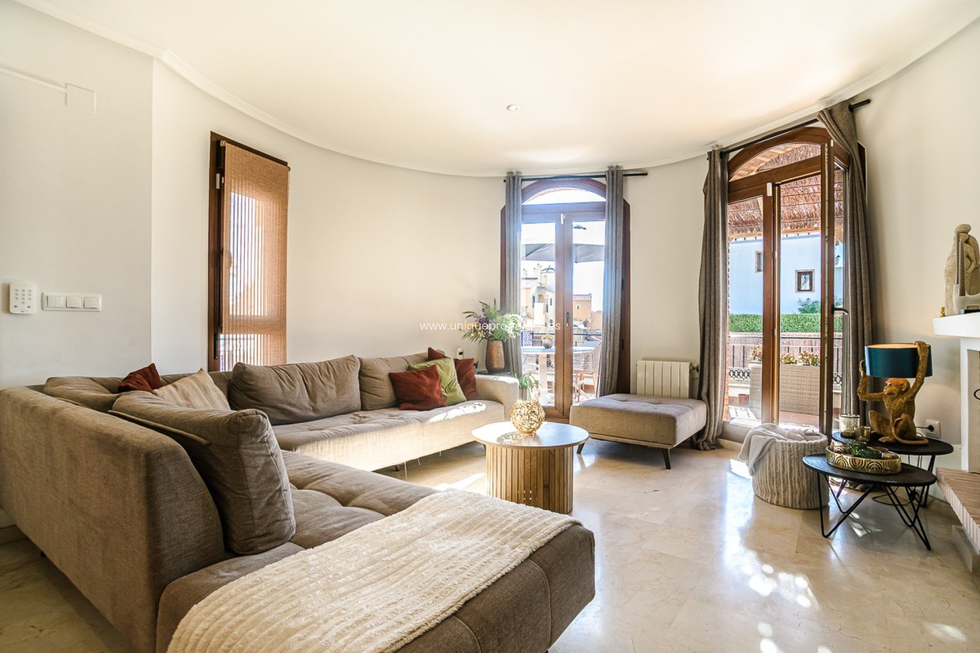 Resale - House -
Algorfa - ALGORFA