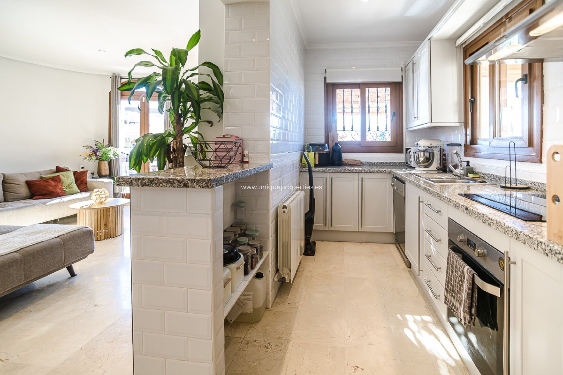 Resale - House -
Algorfa - ALGORFA